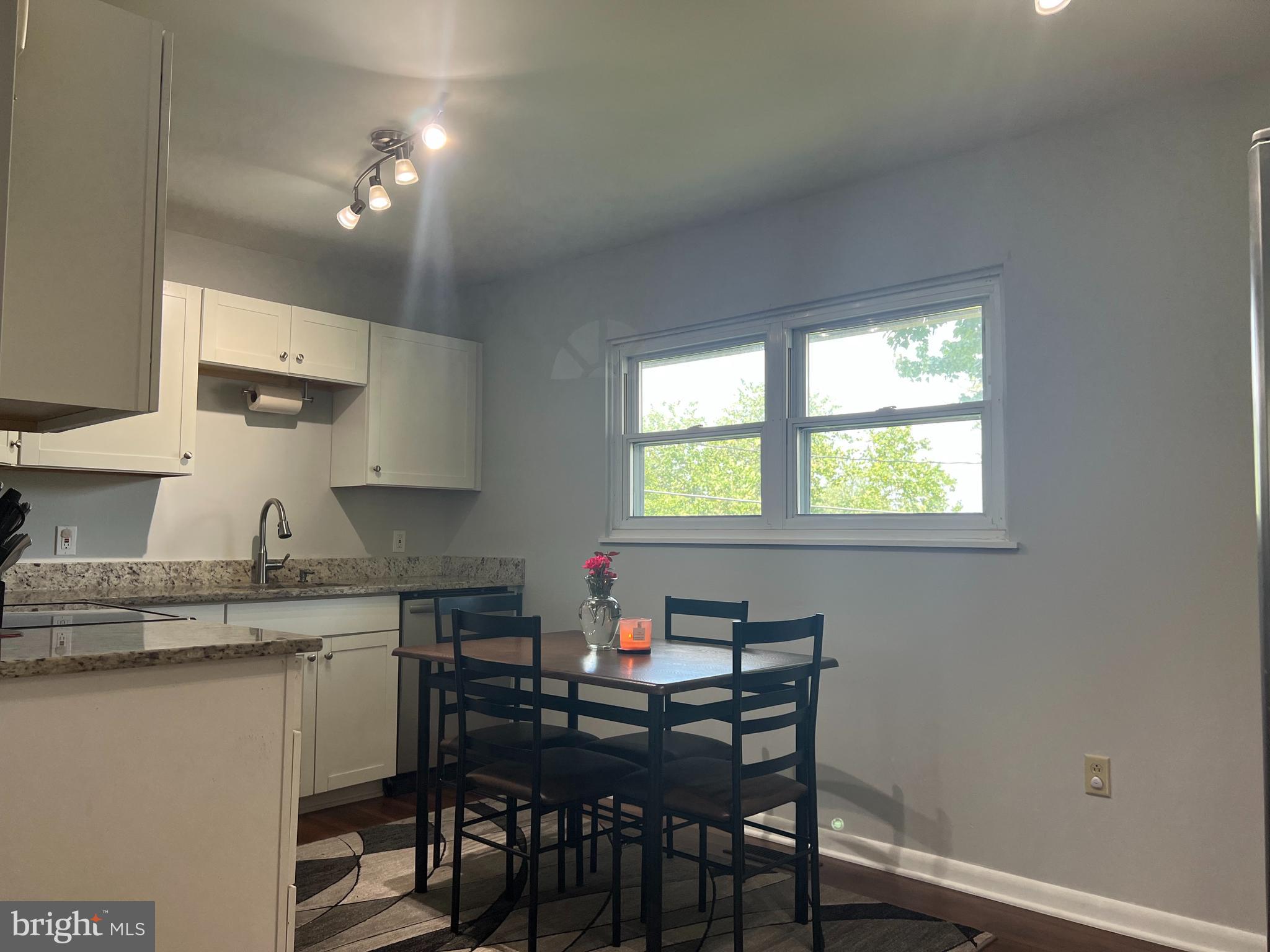 SUBURBIA - Residential