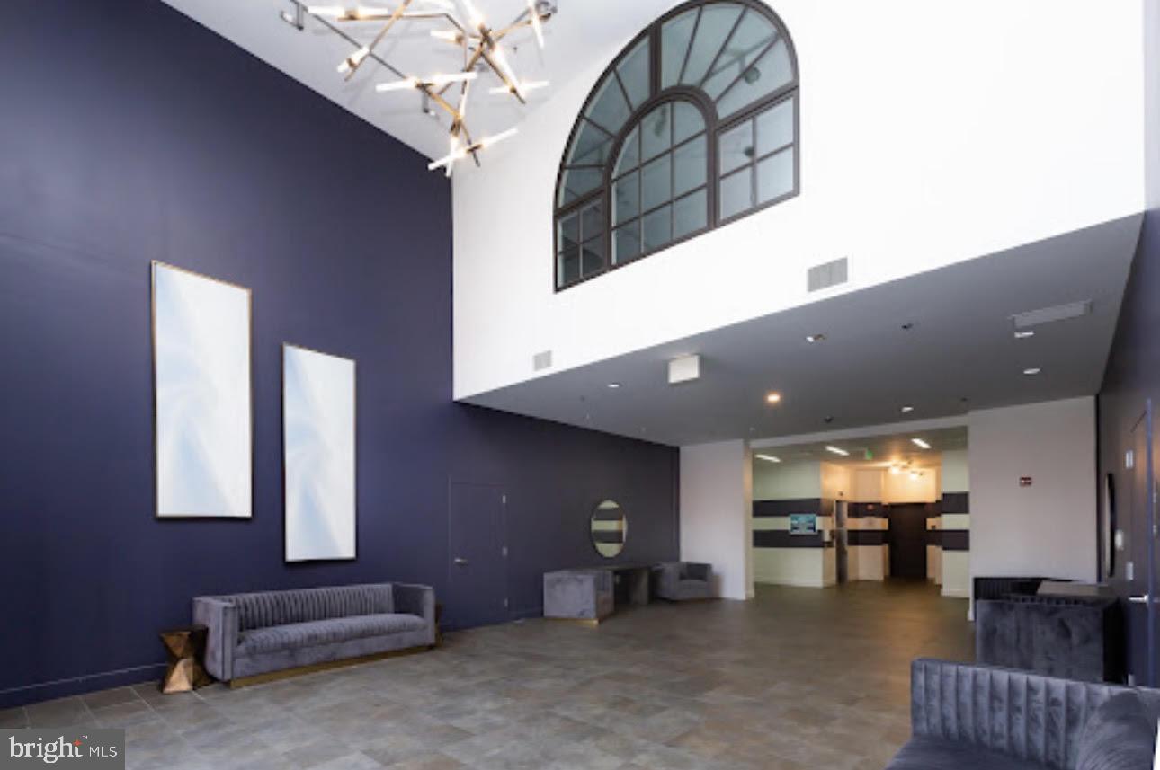 MOUNT VERNON PLACE HISTORIC DISTRICT - Residential Lease