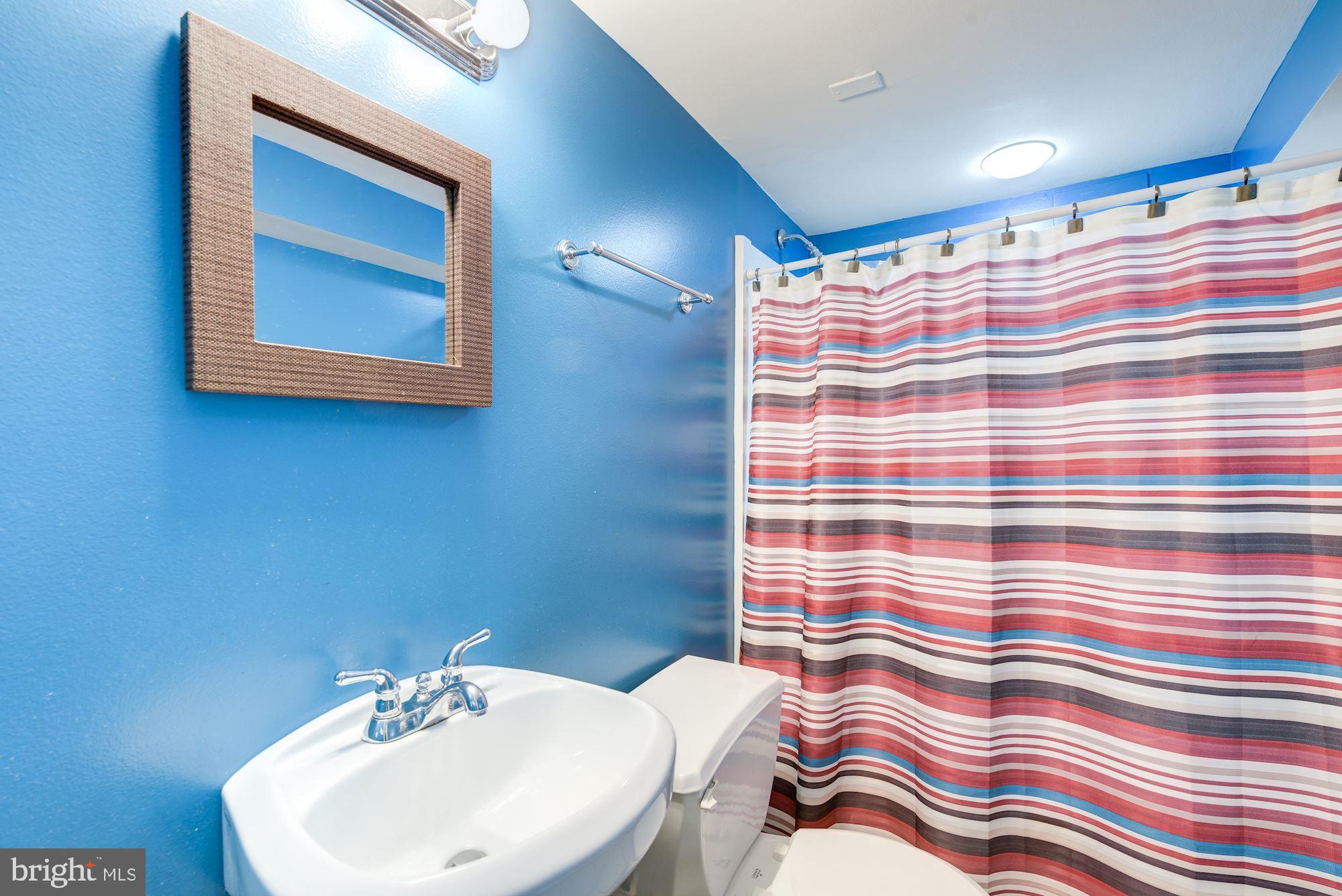 NORTH WOODSIDE - Residential