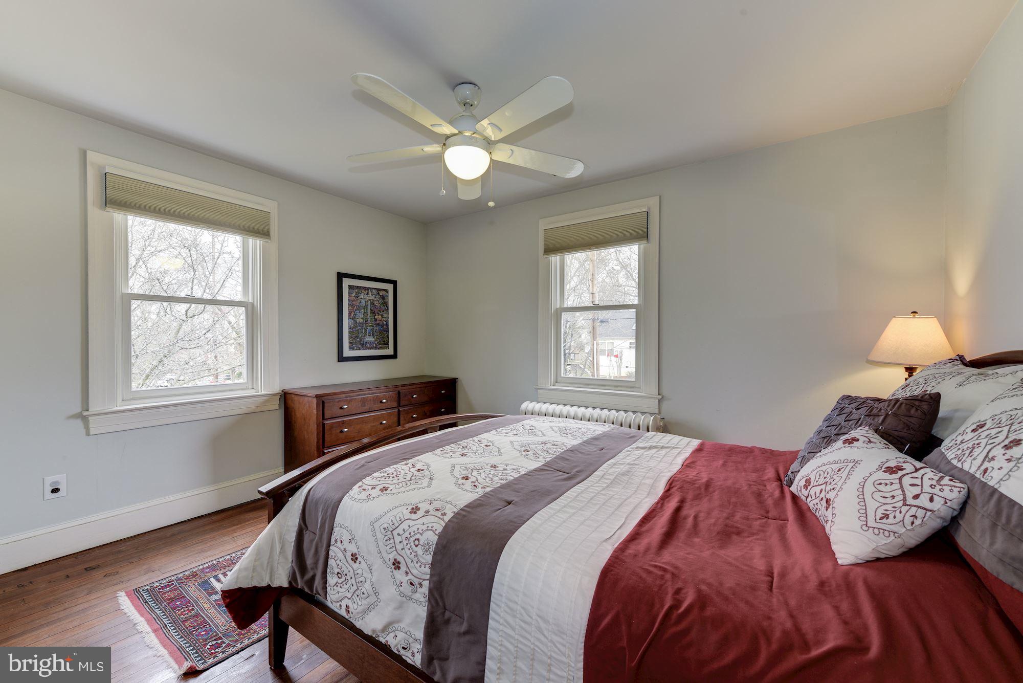 NORTH WOODSIDE - Residential