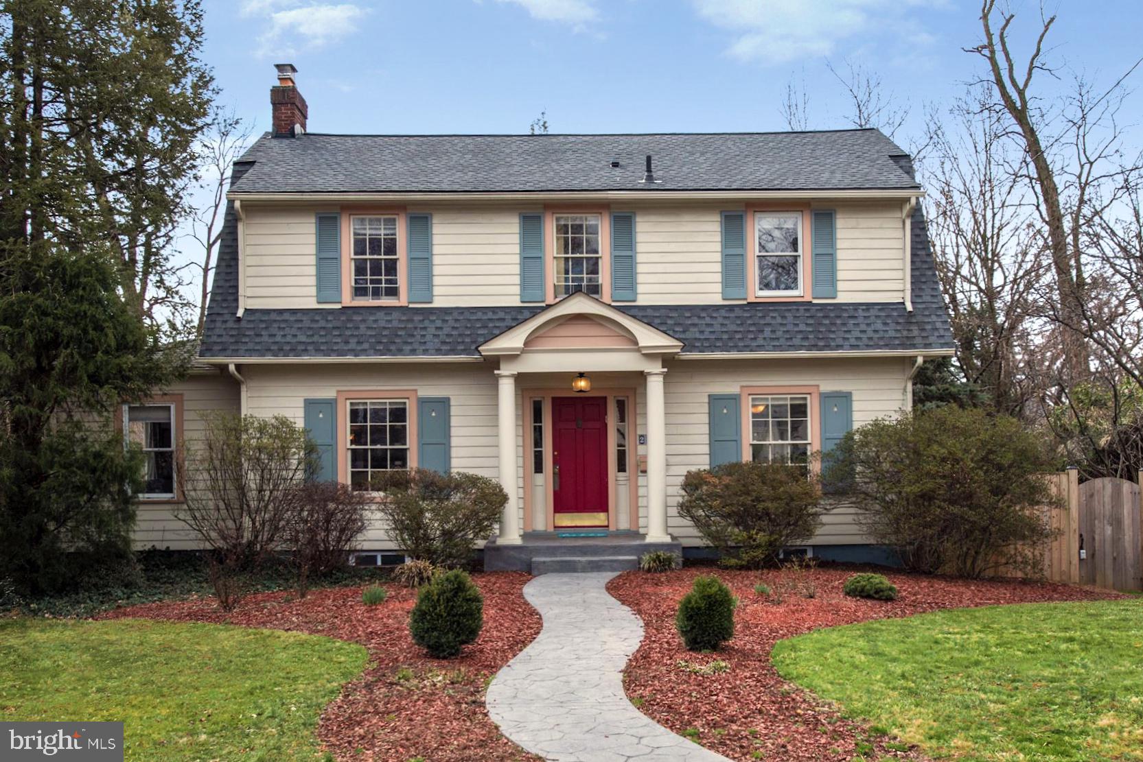 NORTH WOODSIDE - Residential