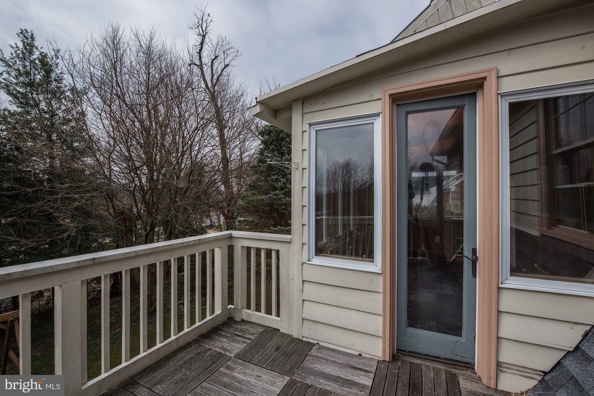 NORTH WOODSIDE - Residential