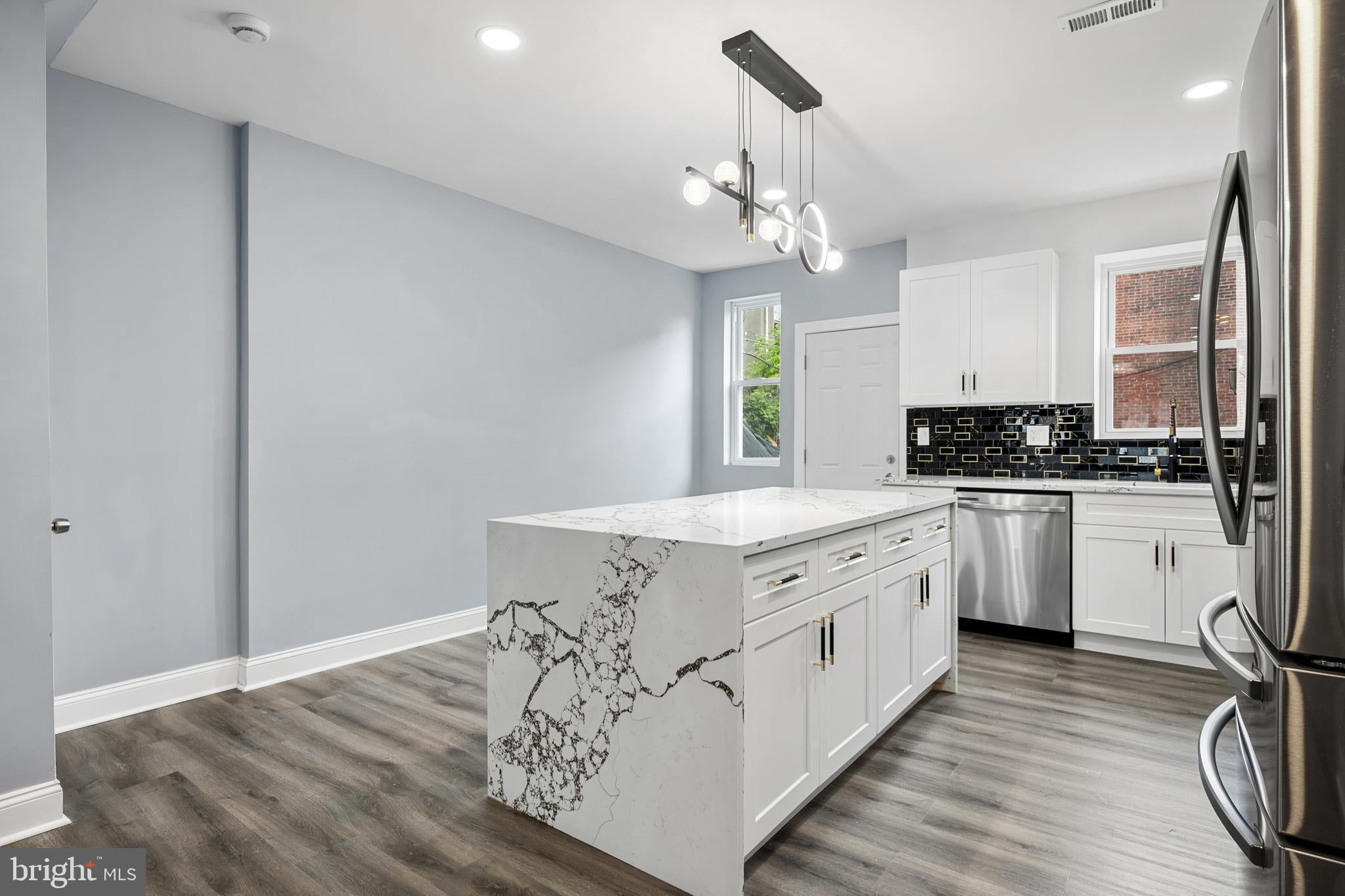 1029 S 54TH STREET