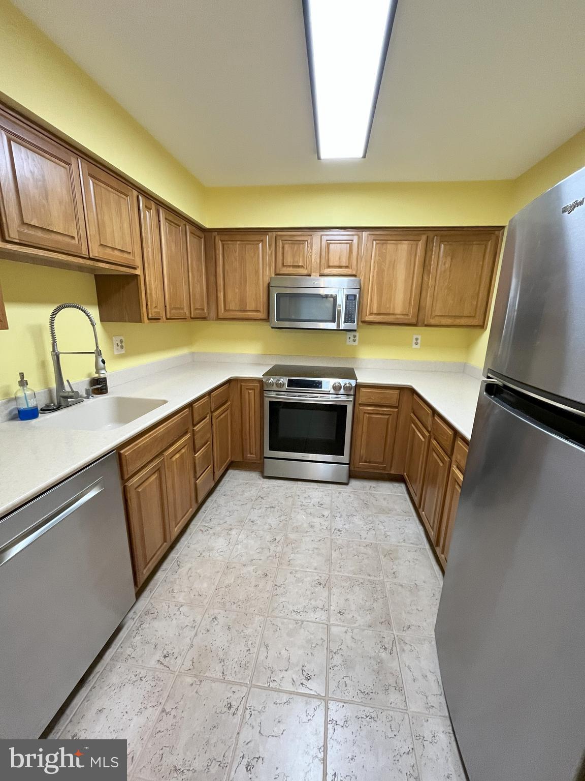 SAW MILL VALLEY II - Residential