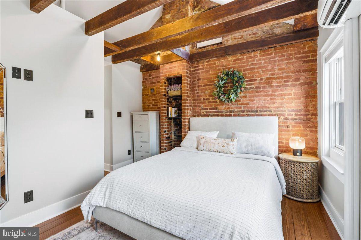 DOWNTOWN FREDERICK - Residential