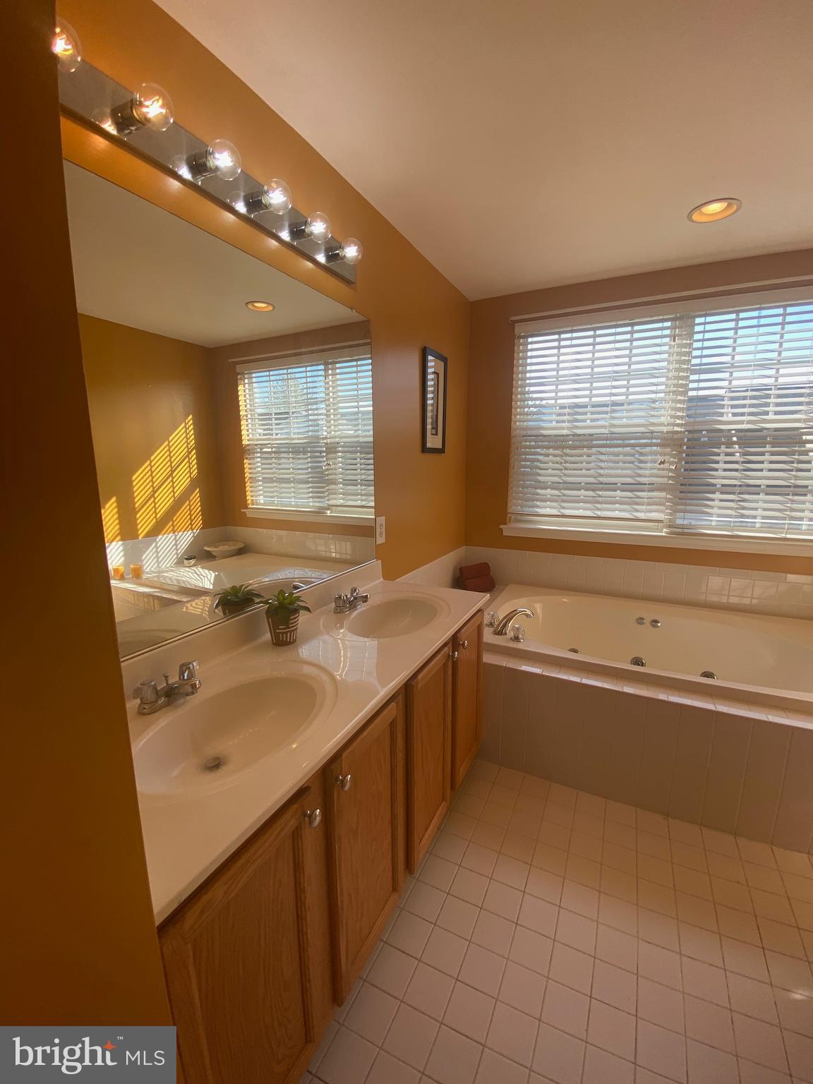 VILLAGES OF WINTERSET - Residential