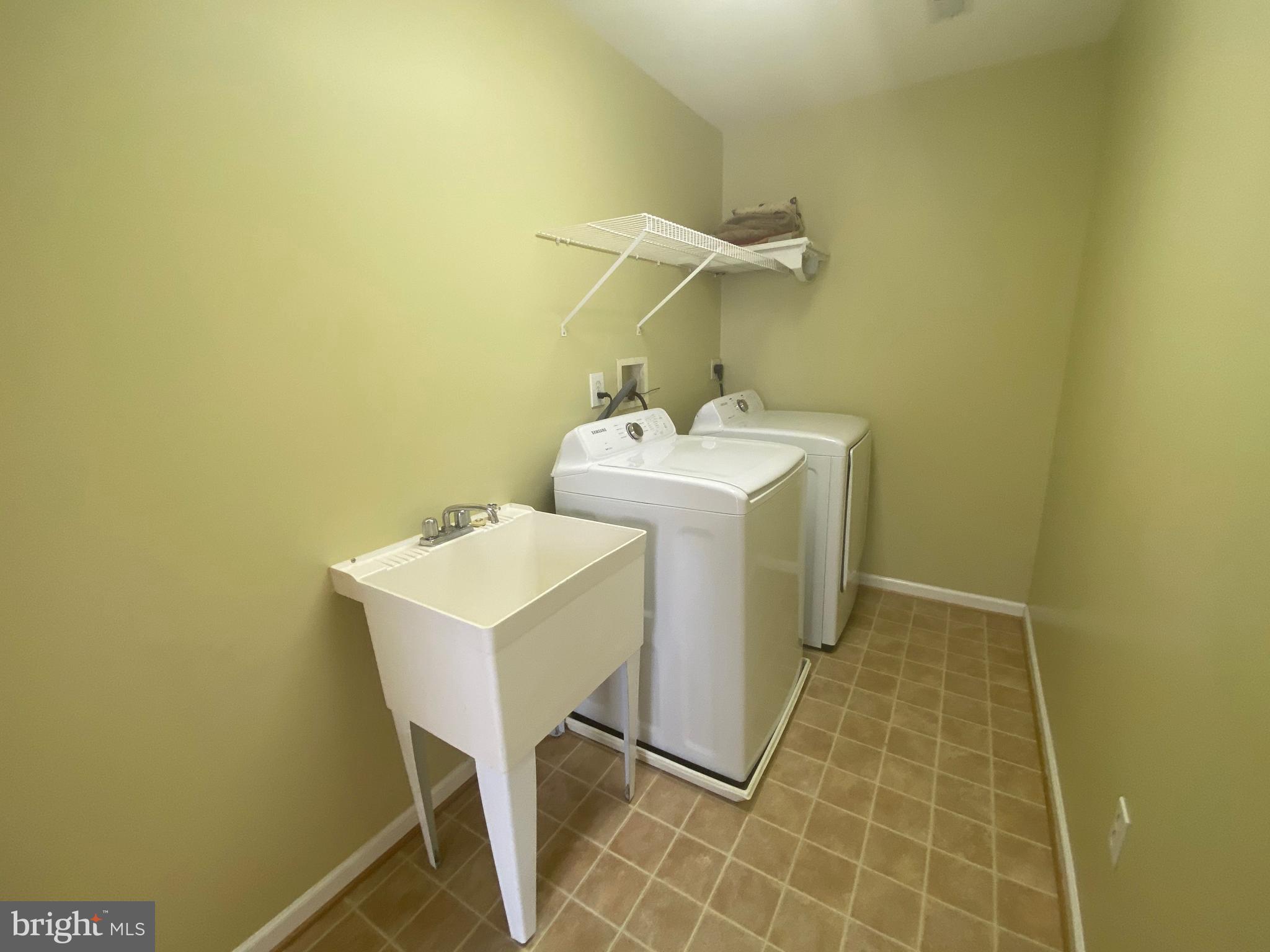 VILLAGES OF WINTERSET - Residential