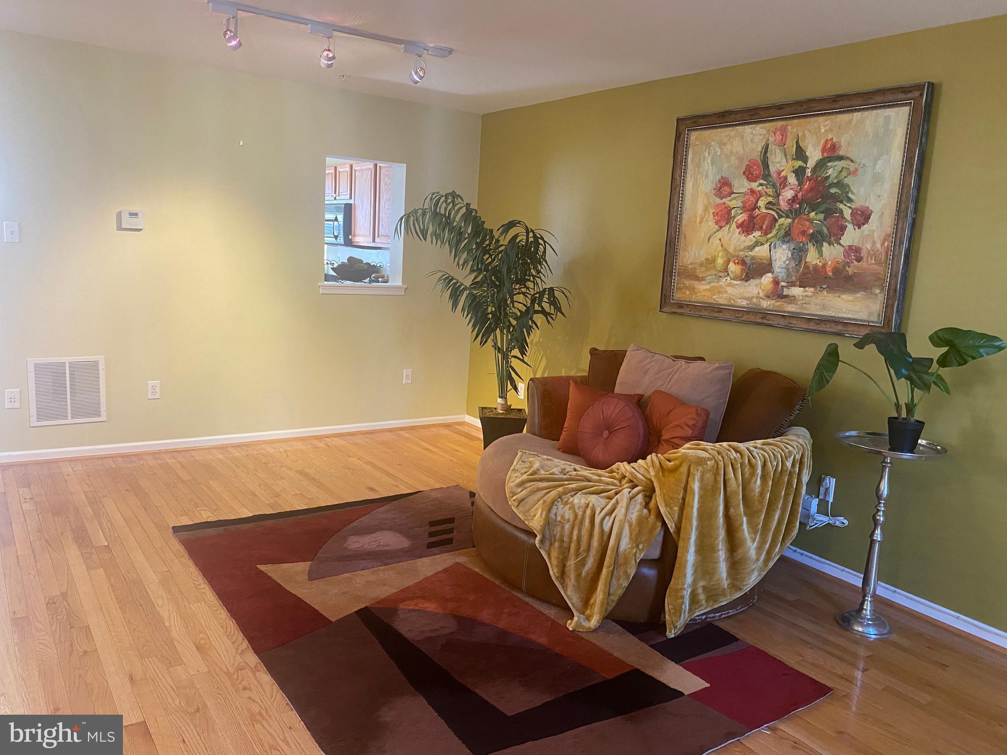 VILLAGES OF WINTERSET - Residential