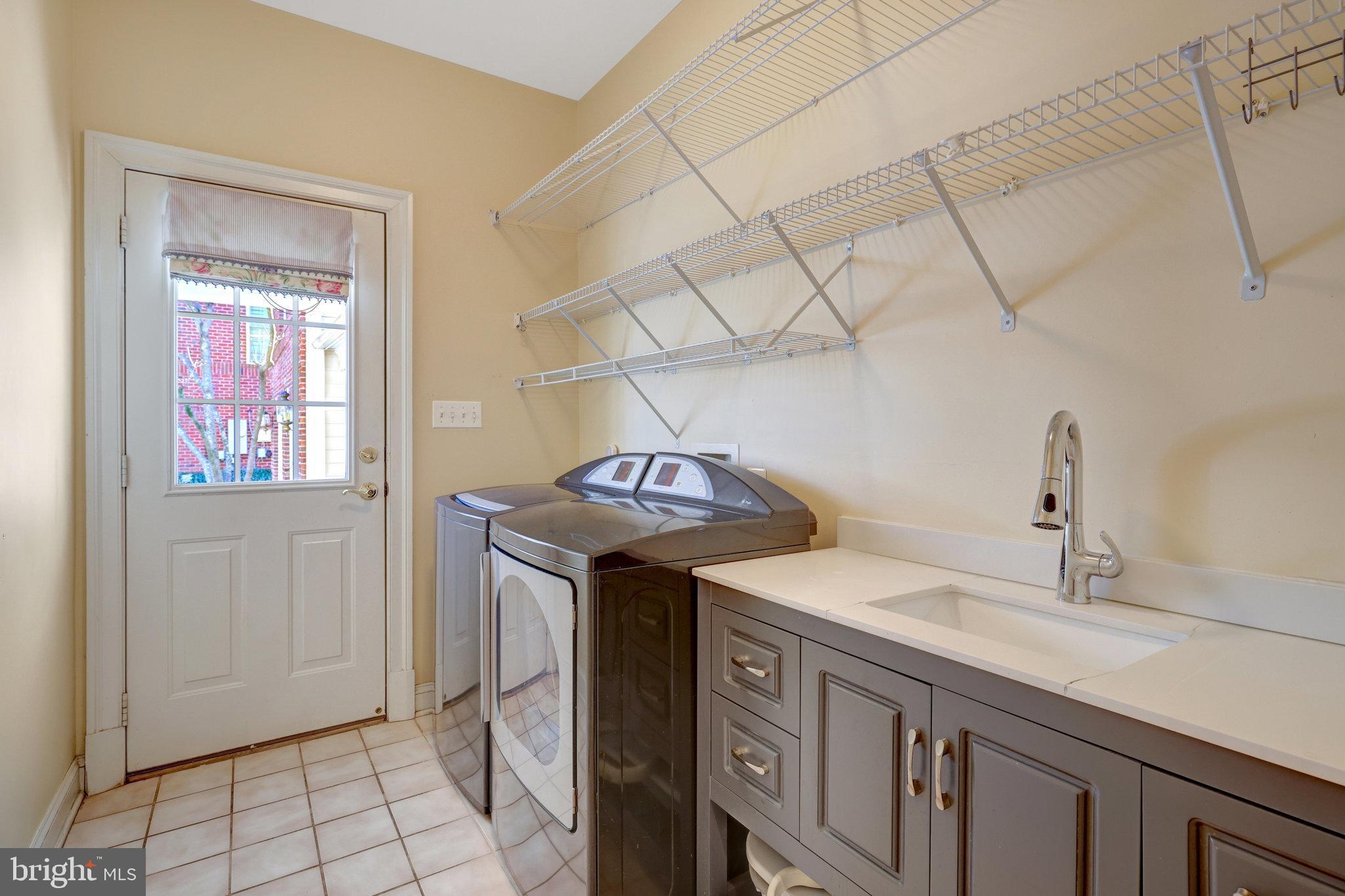 CEDAR CHASE - Residential