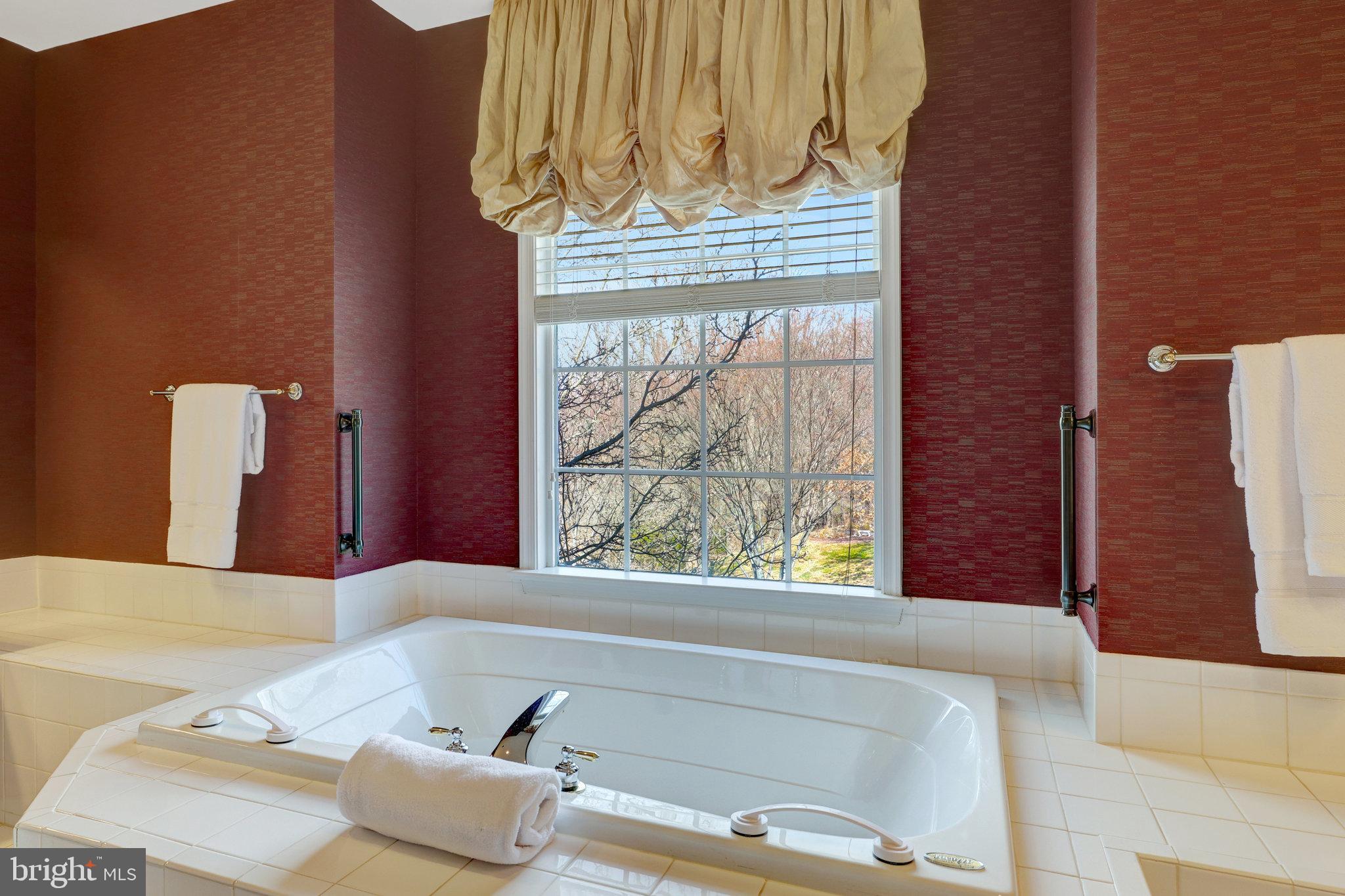 CEDAR CHASE - Residential