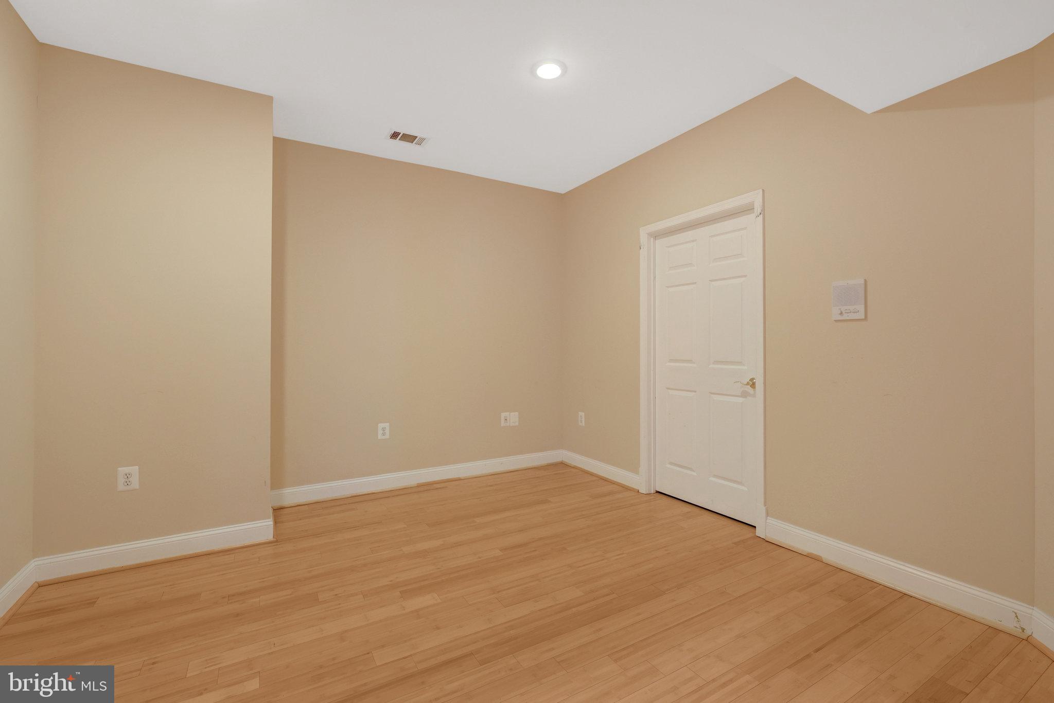 CEDAR CHASE - Residential