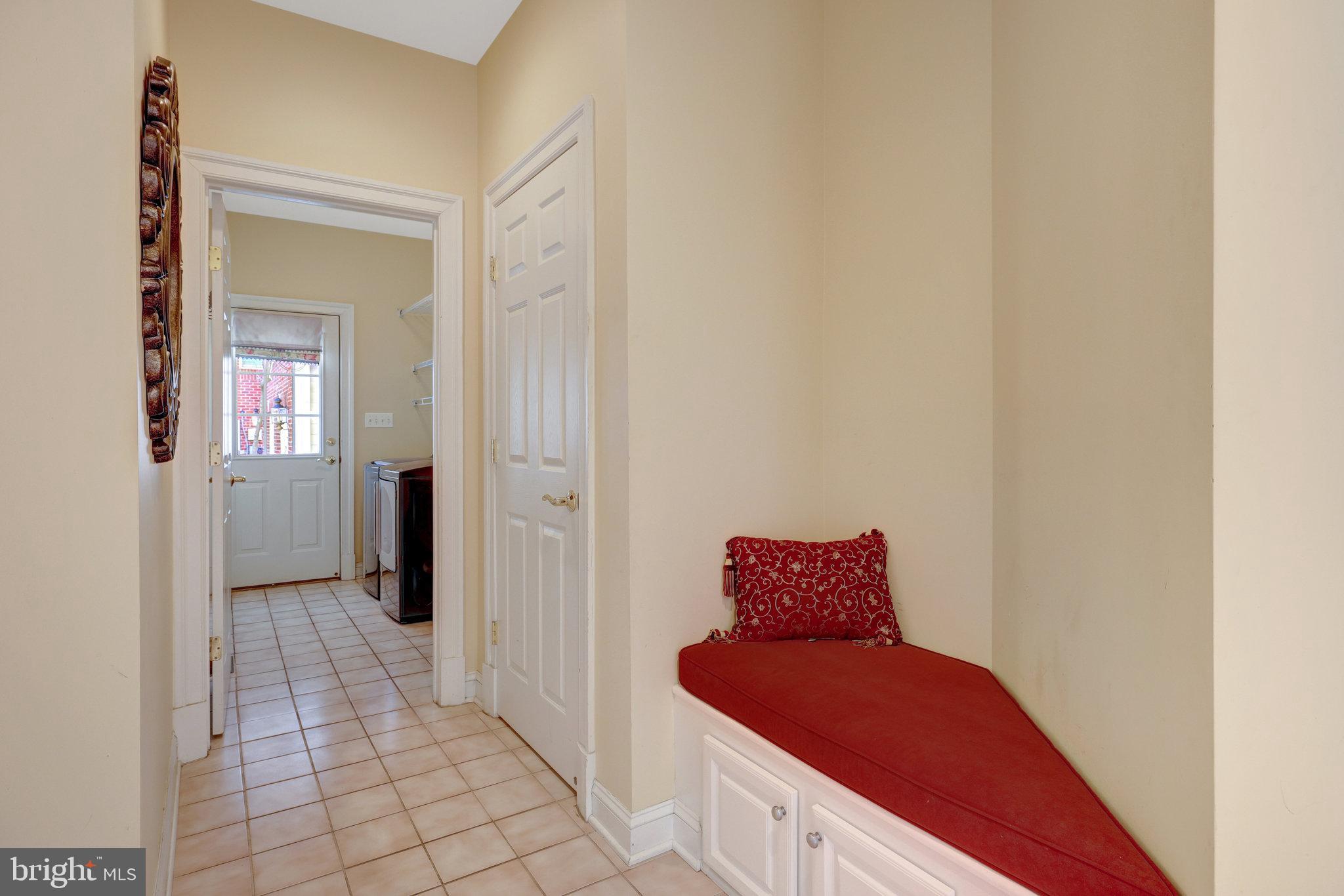 CEDAR CHASE - Residential