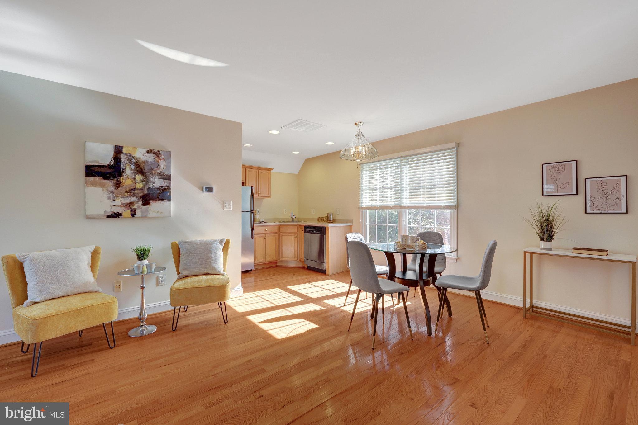 CEDAR CHASE - Residential