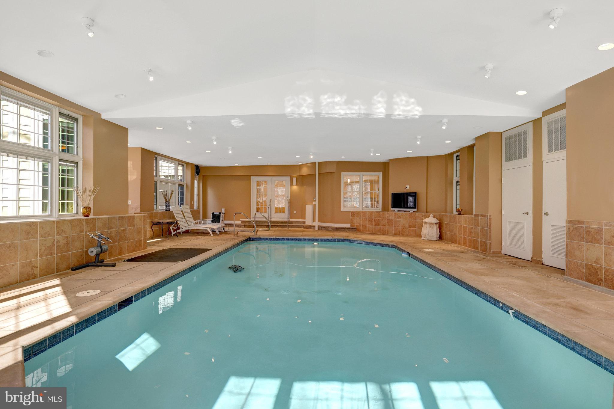 CEDAR CHASE - Residential