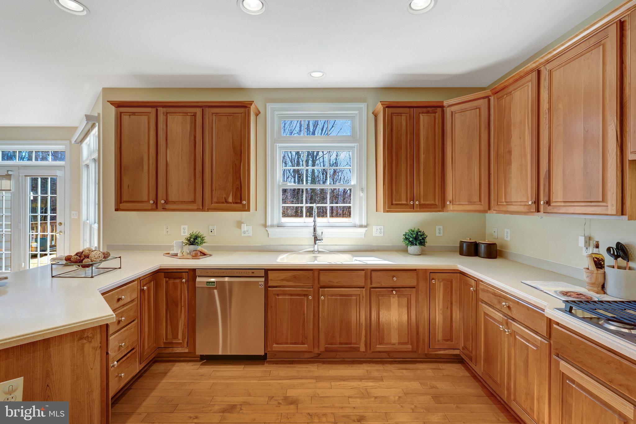 CEDAR CHASE - Residential