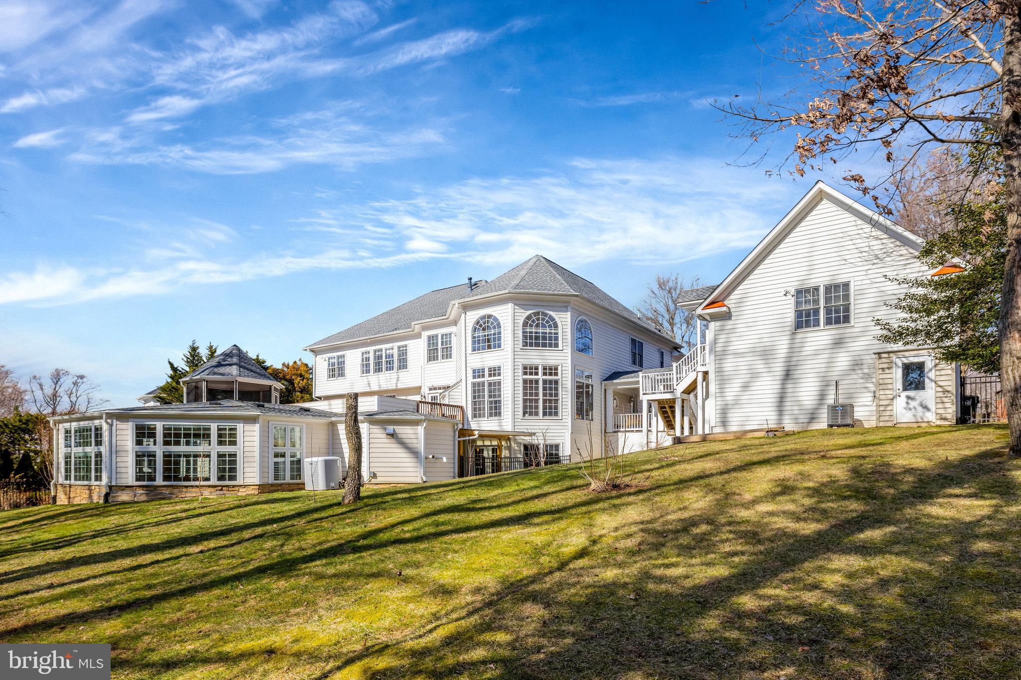 CEDAR CHASE - Residential