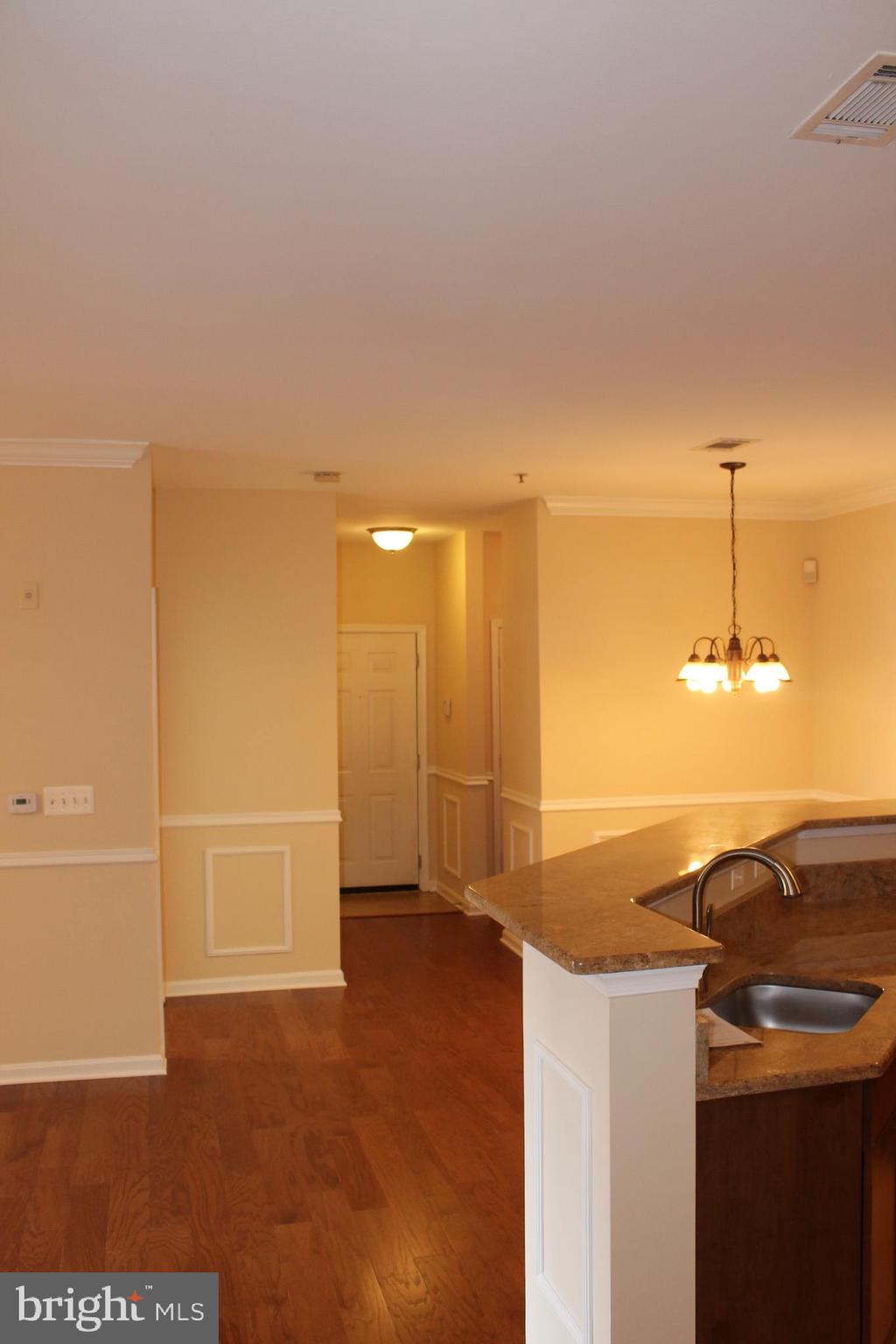 FAIRFAX RIDGE CONDOS - Residential Lease