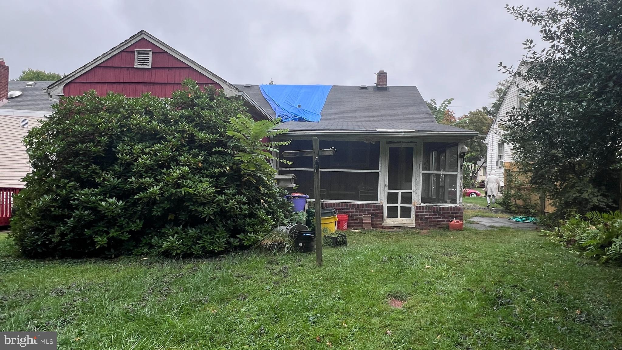 839 BUNKER HILL