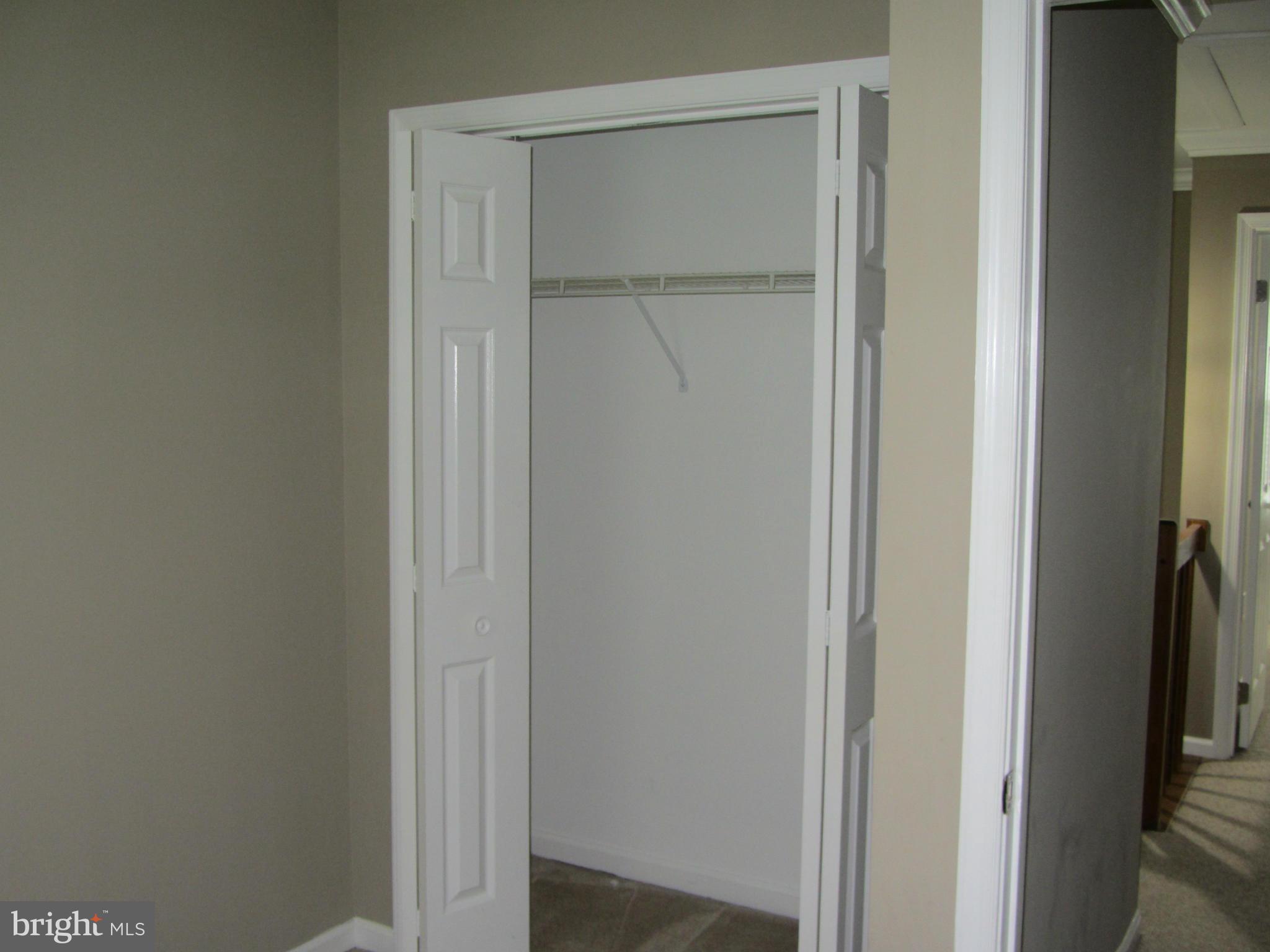 RIVERCHASE - Residential Lease