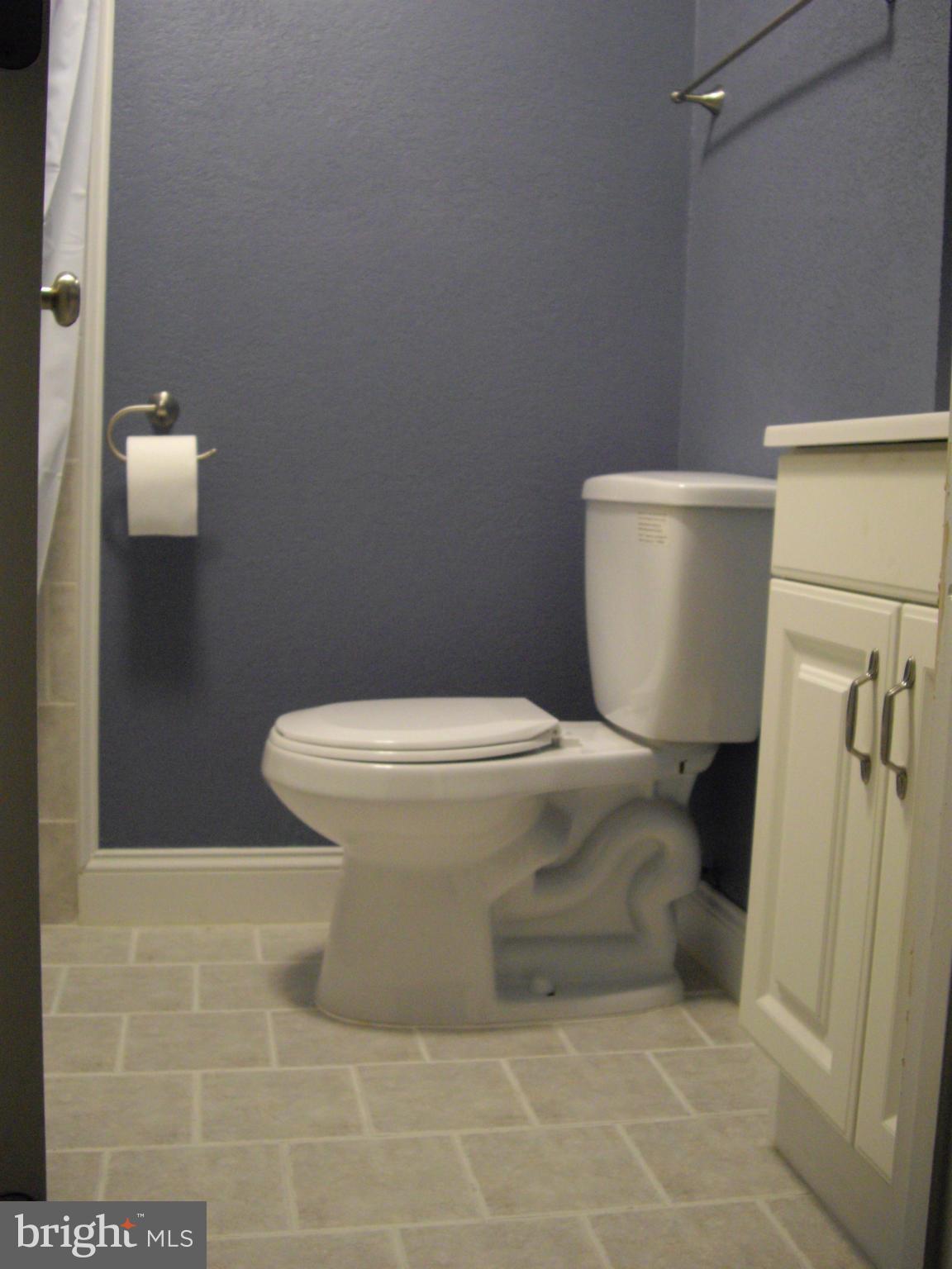 RIVERCHASE - Residential Lease