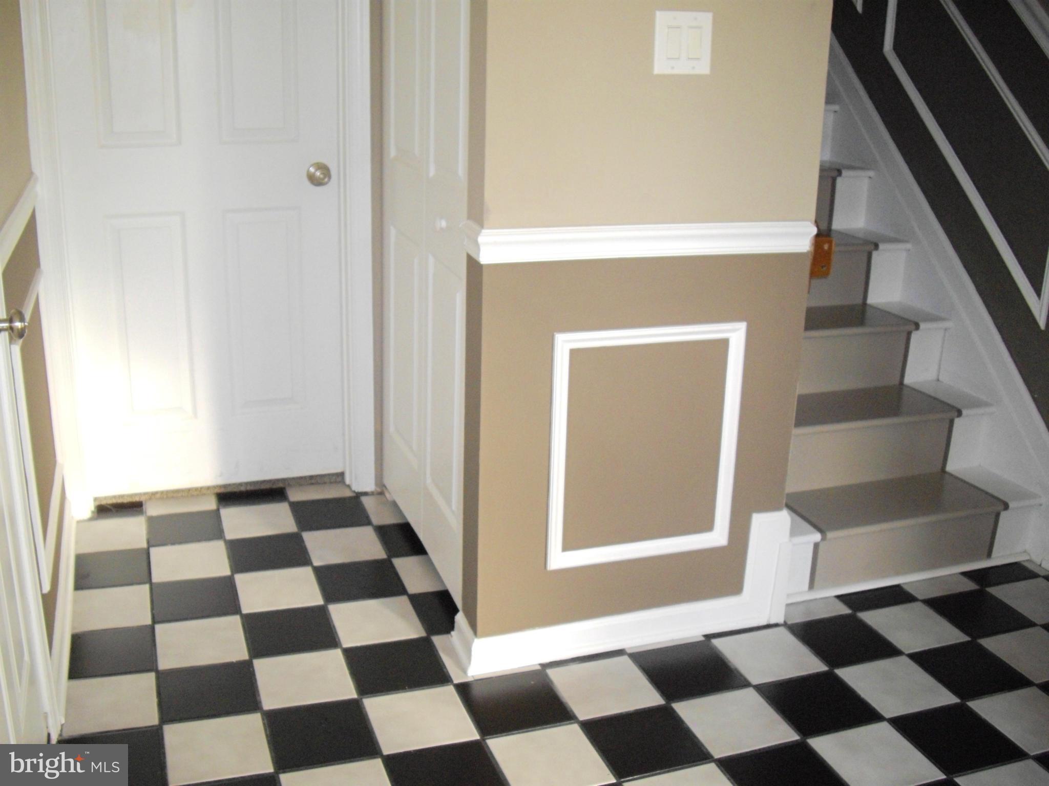 RIVERCHASE - Residential Lease