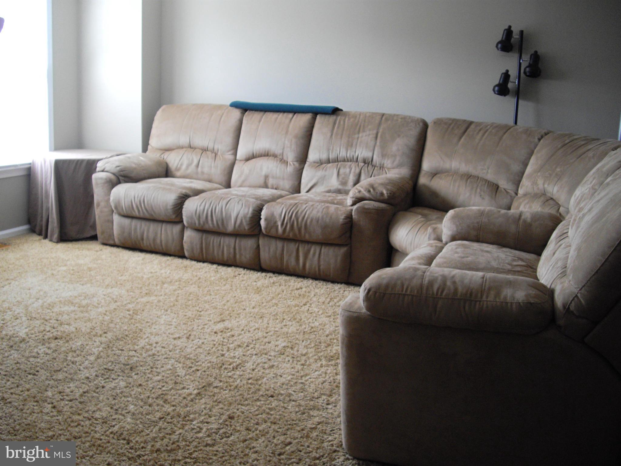 RIVERCHASE - Residential Lease