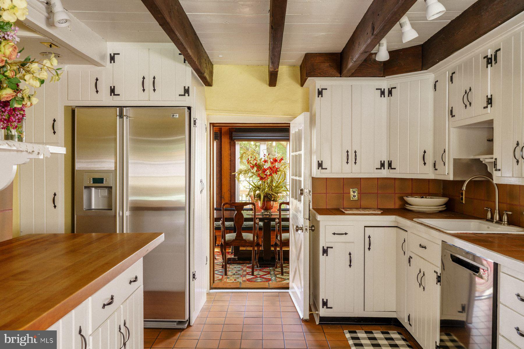 NON AVAILABLE - Residential Lease