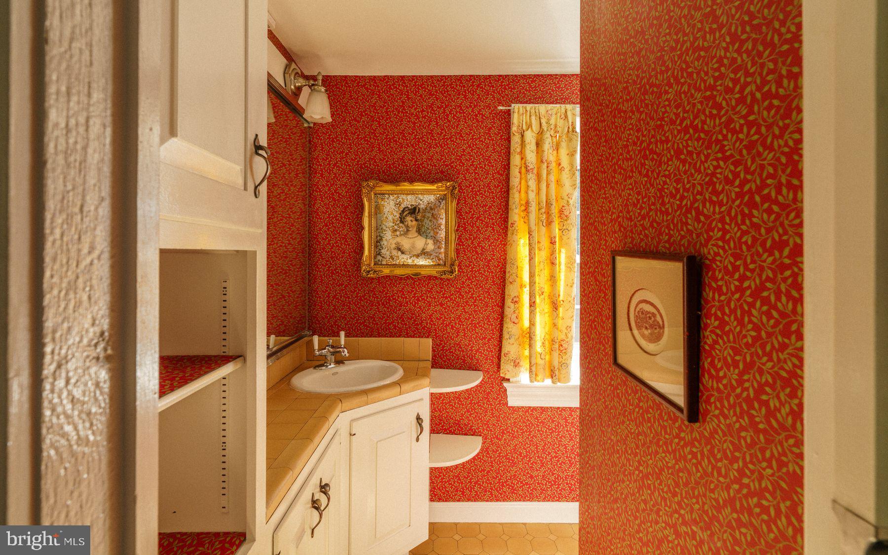 NON AVAILABLE - Residential Lease