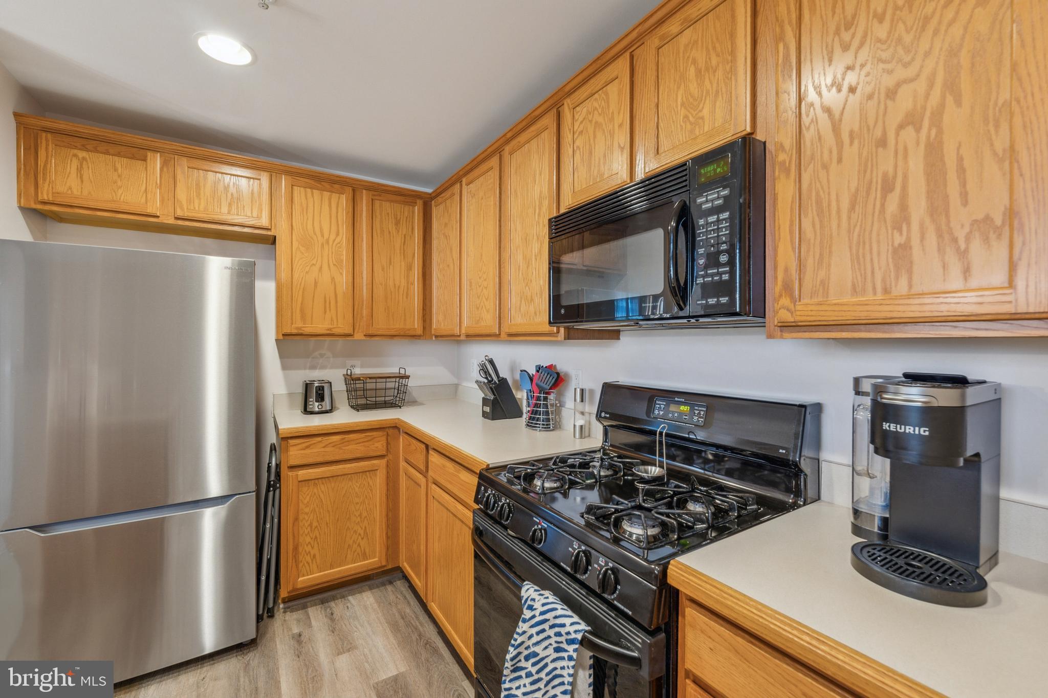 AMBER SPRING CONDOMINIUMS - Residential