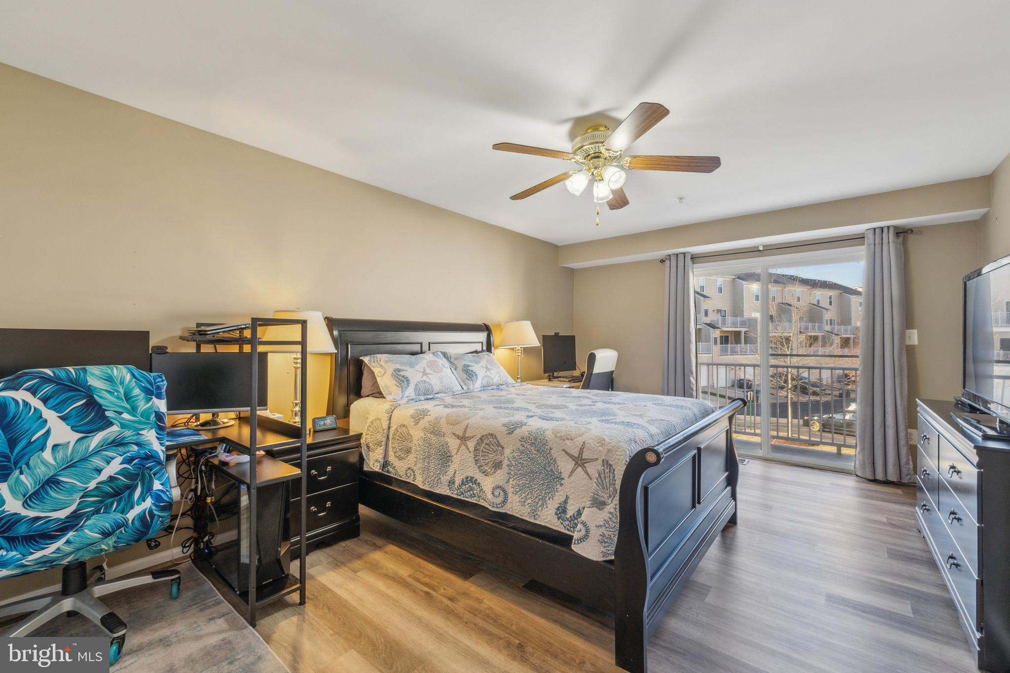 AMBER SPRING CONDOMINIUMS - Residential