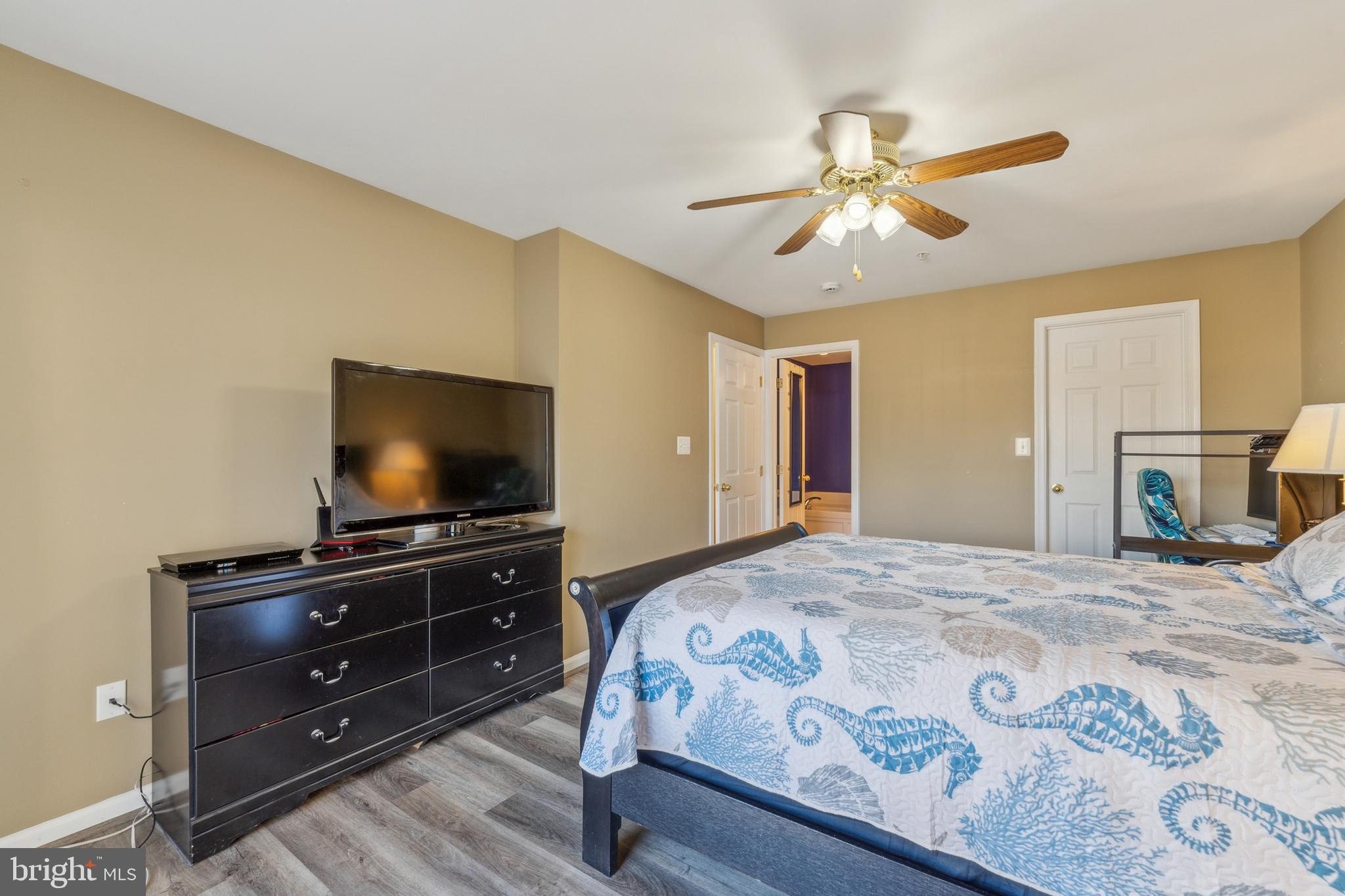 AMBER SPRING CONDOMINIUMS - Residential