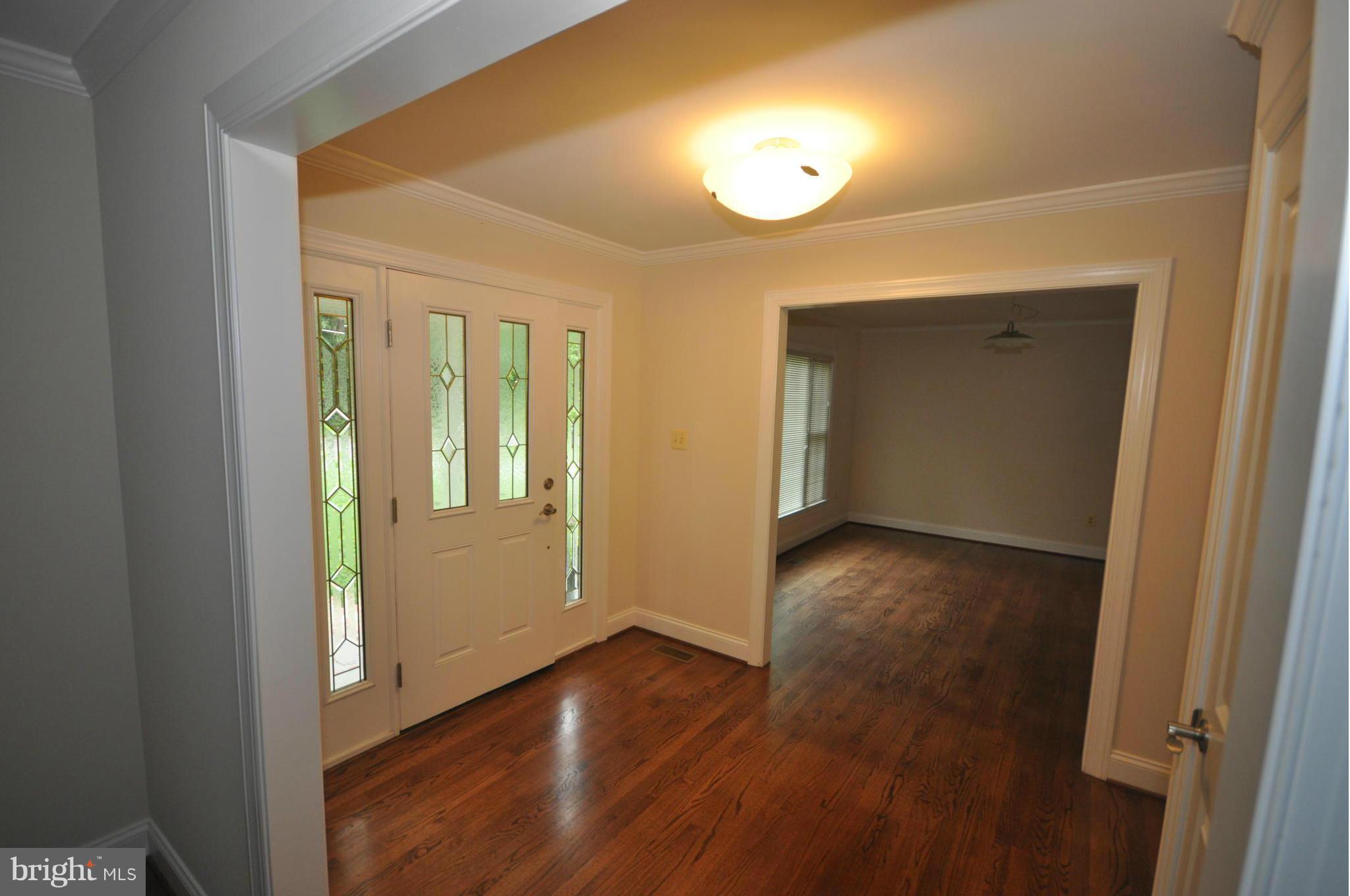 COLCHESTER HUNT - Residential Lease