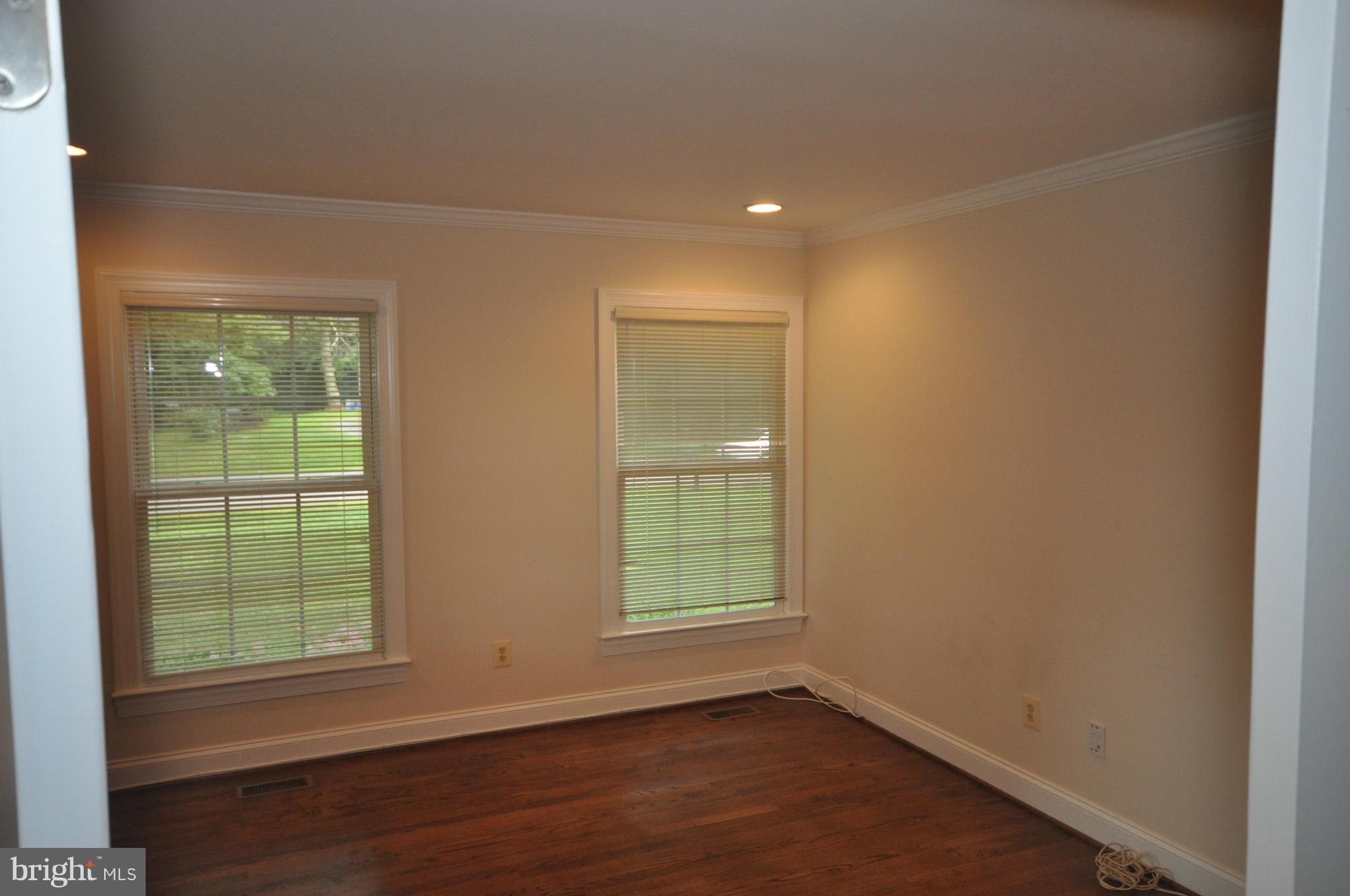 COLCHESTER HUNT - Residential Lease