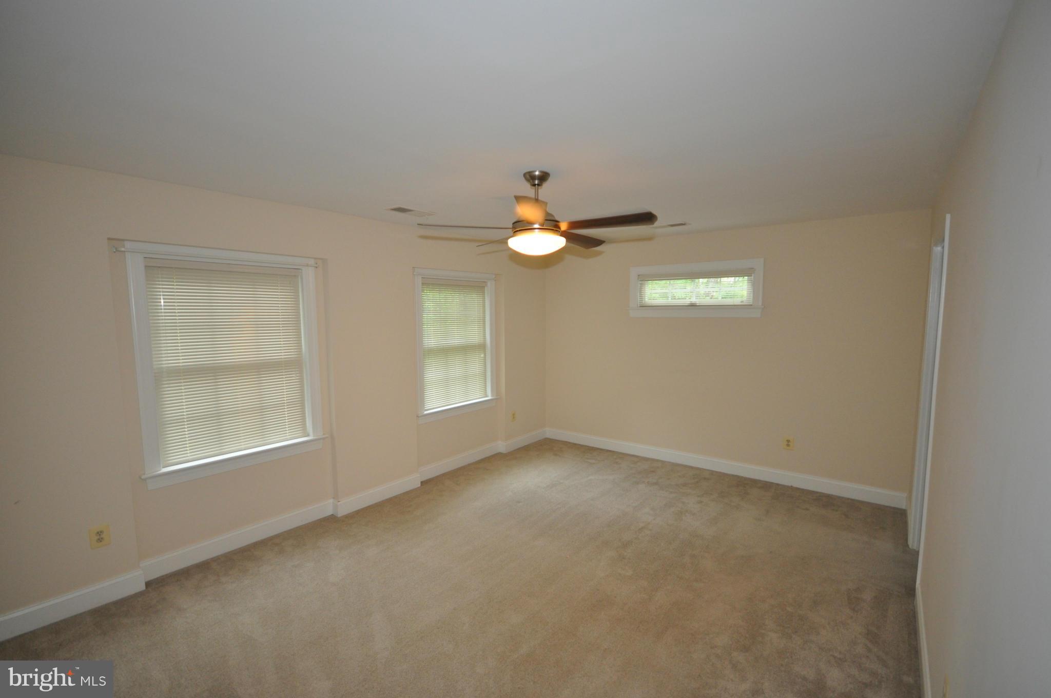 COLCHESTER HUNT - Residential Lease