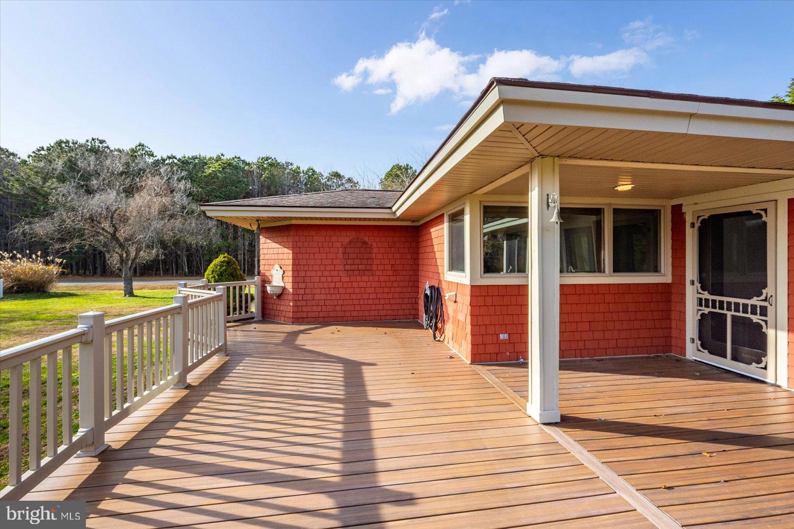 STRAY FOX - Residential