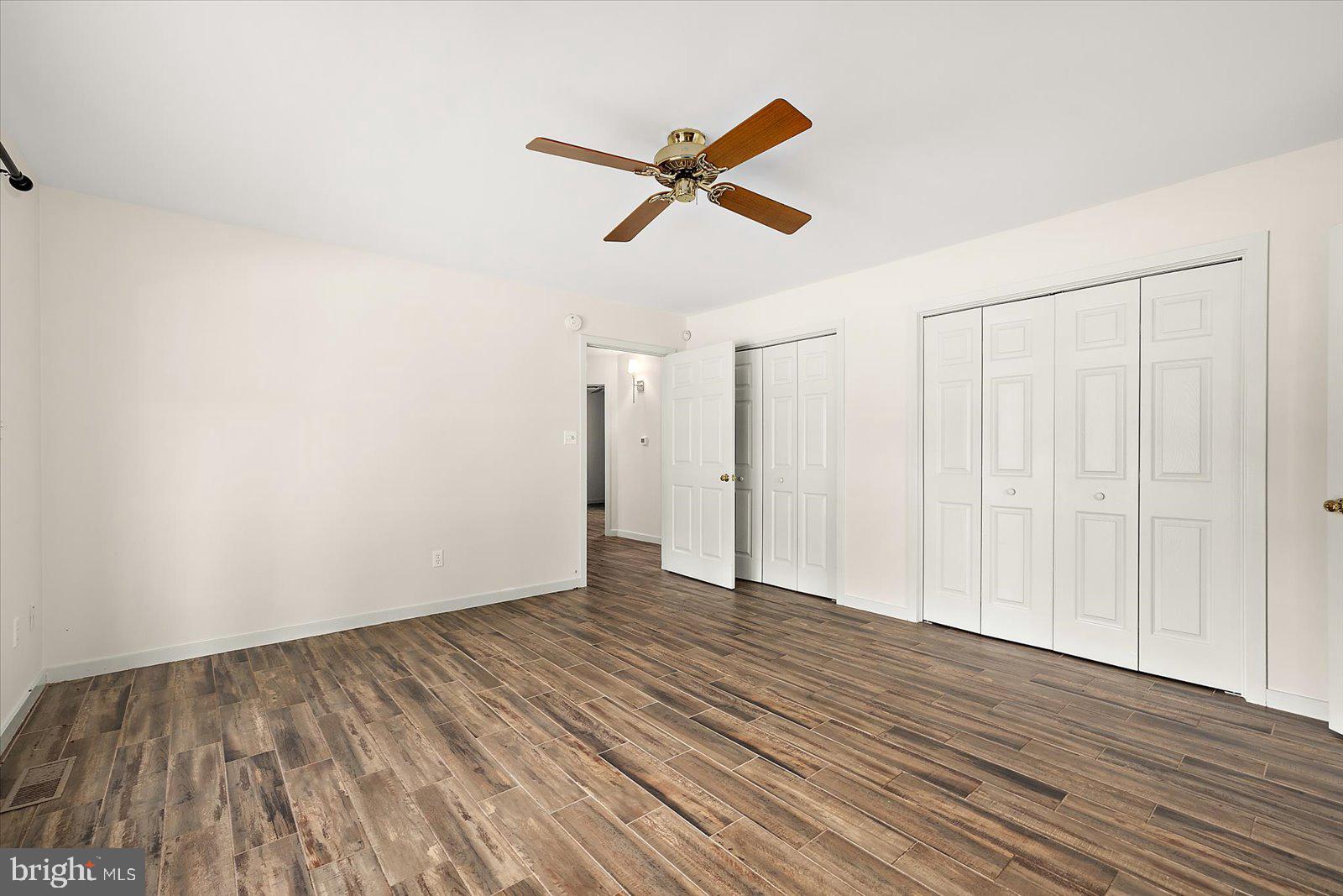 STRAY FOX - Residential