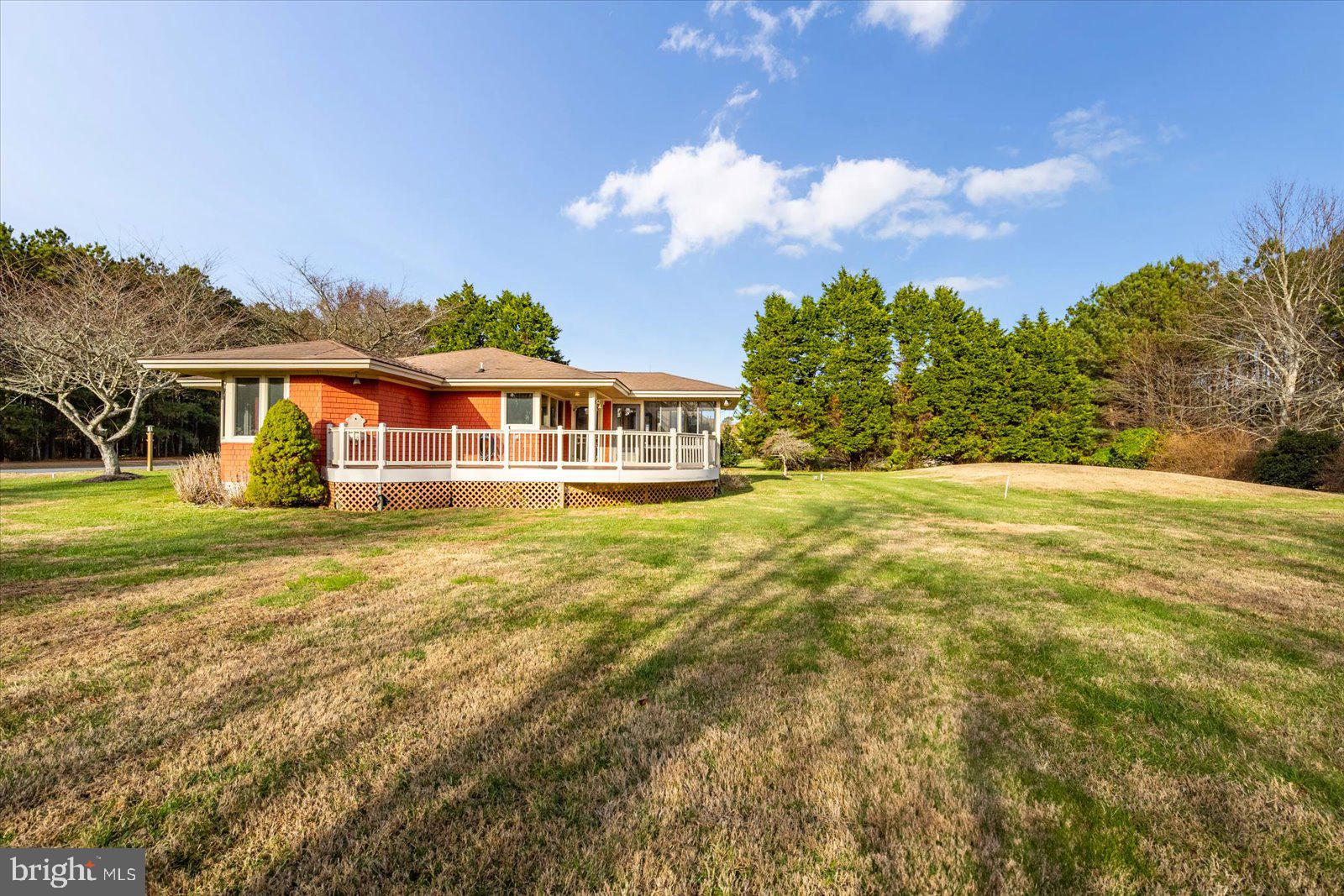 STRAY FOX - Residential