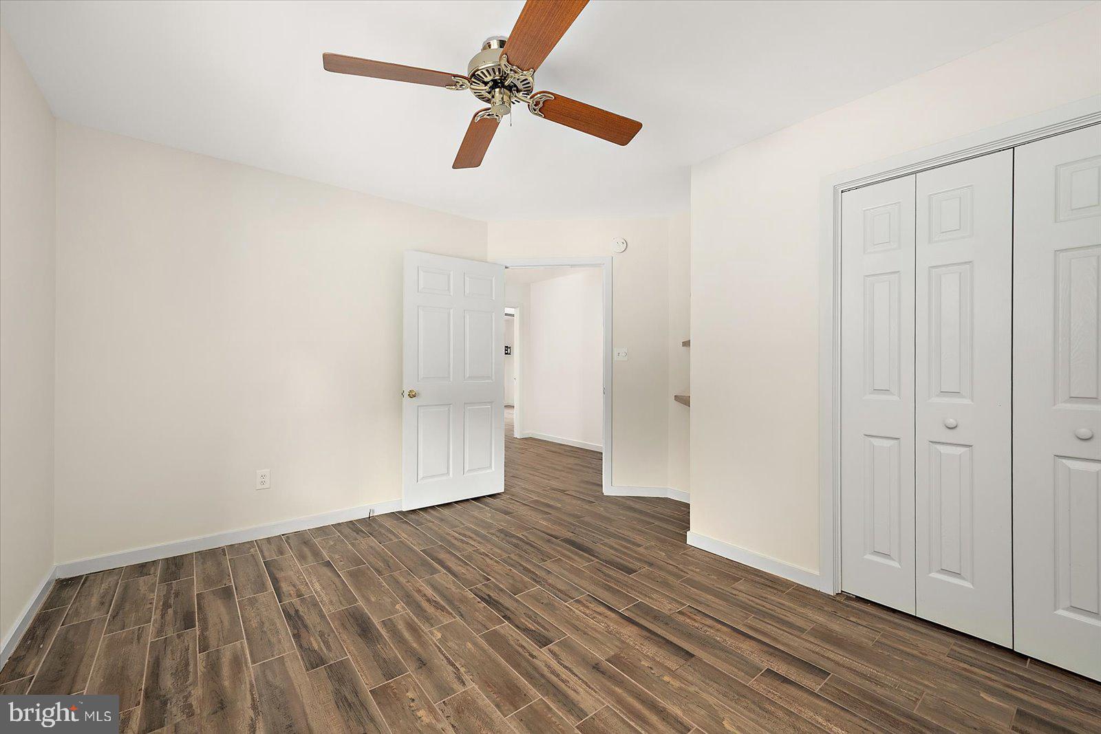 STRAY FOX - Residential