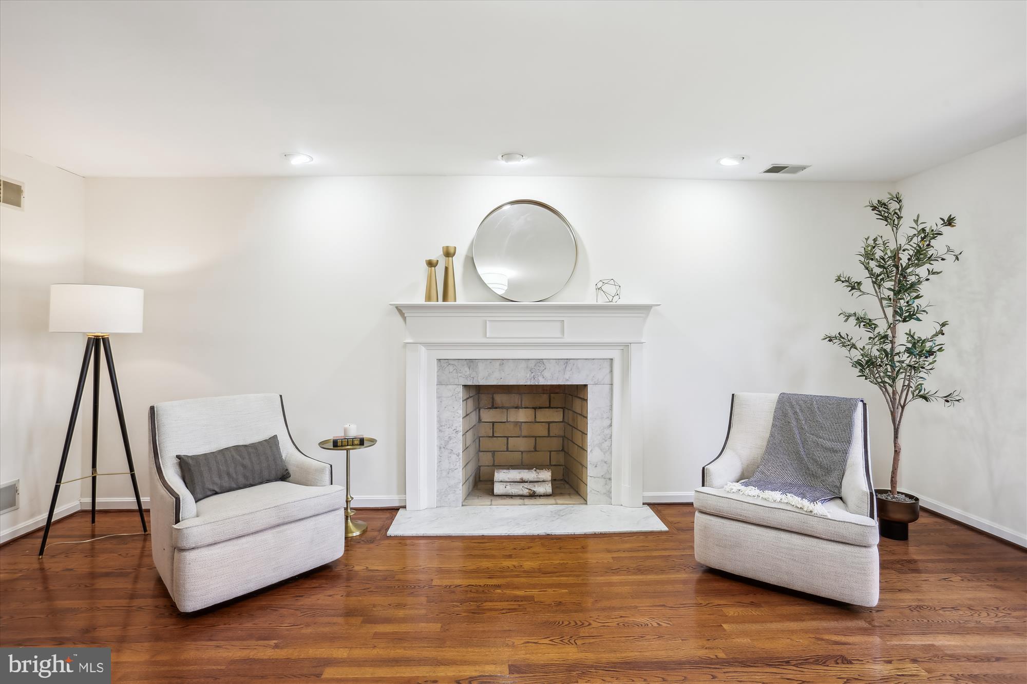 BRADLEY FARMS - Residential