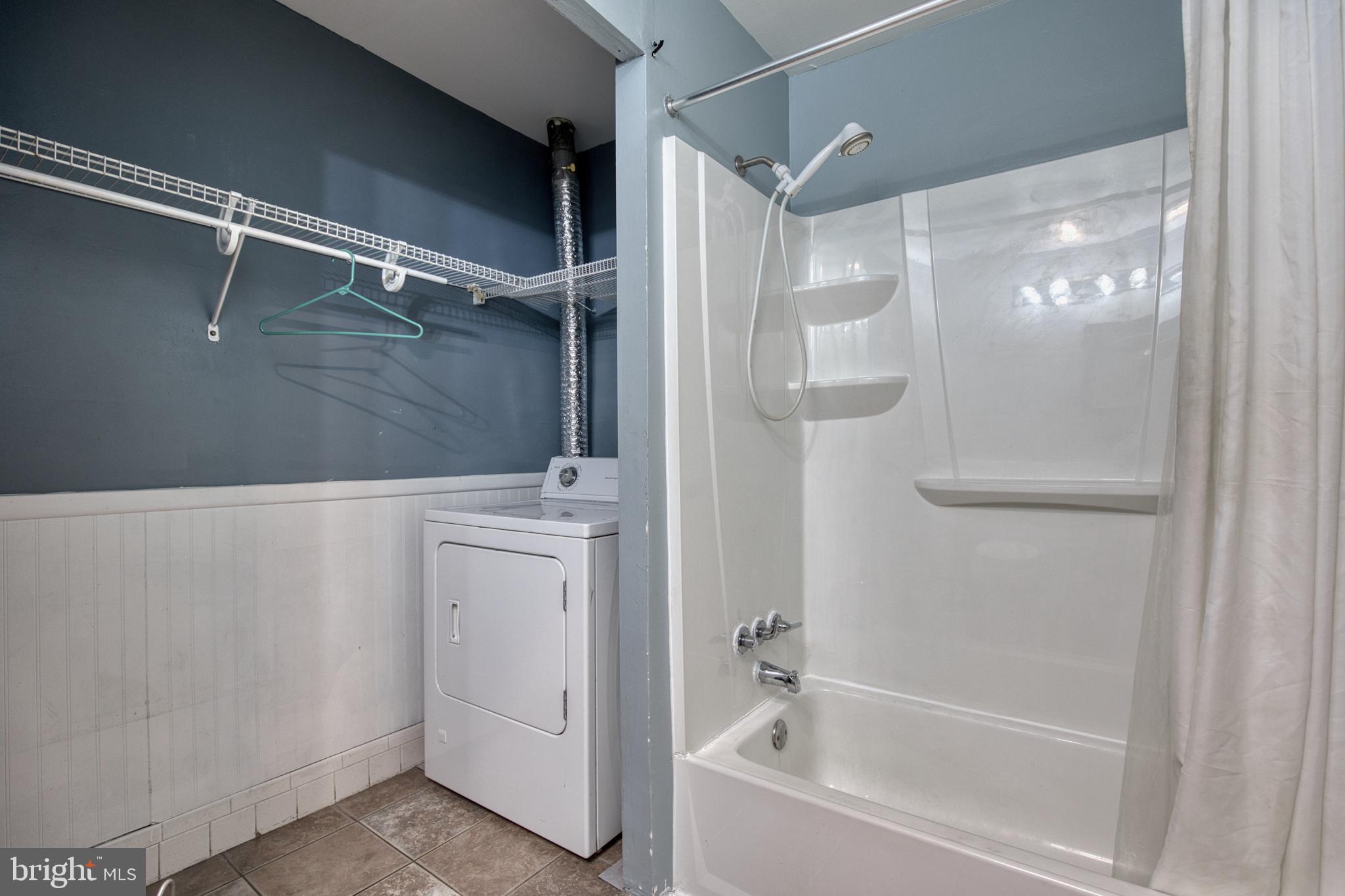 CENTER AVE CONDOS - Residential