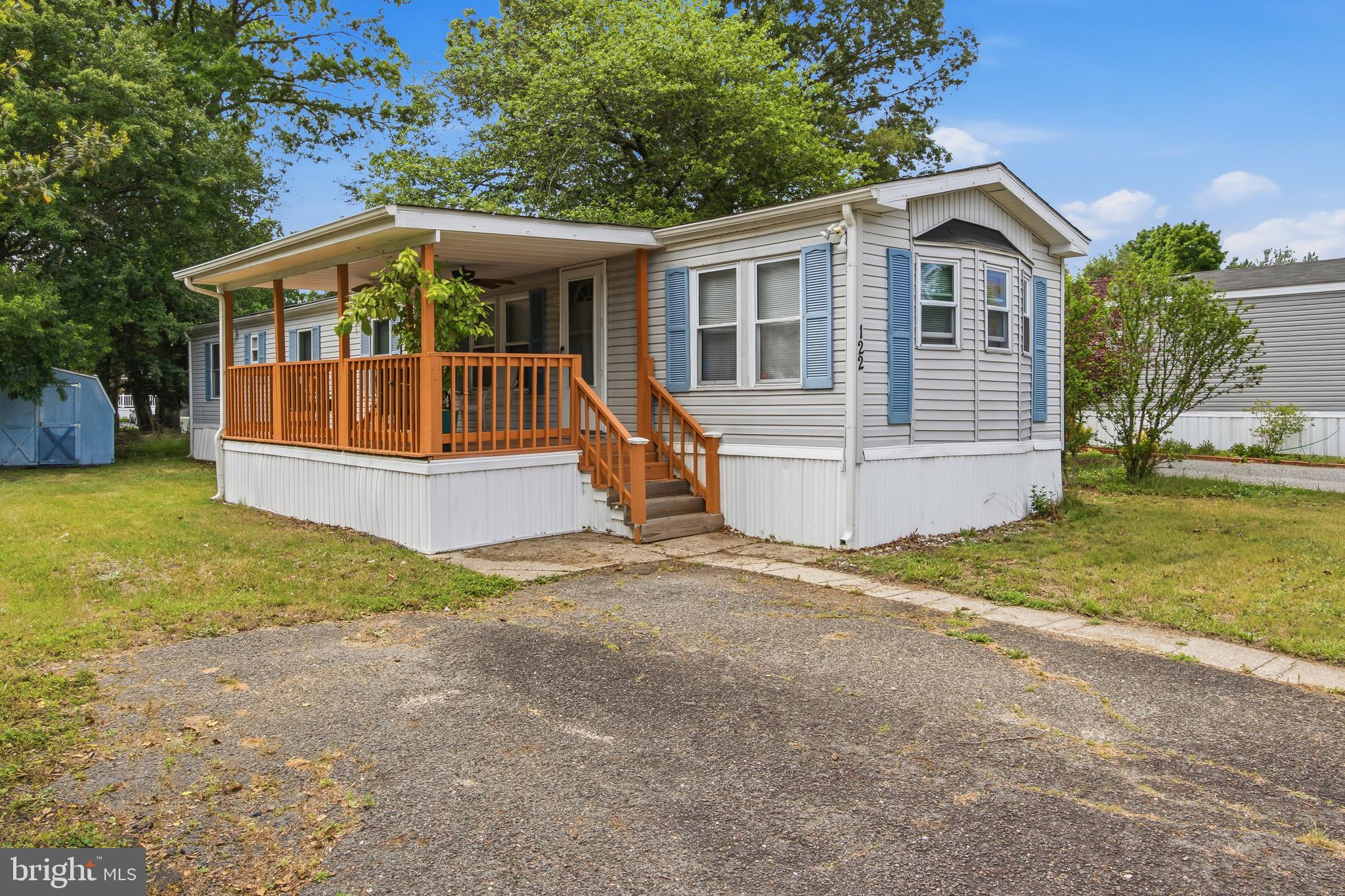 1976 N EAST AVENUE 122
