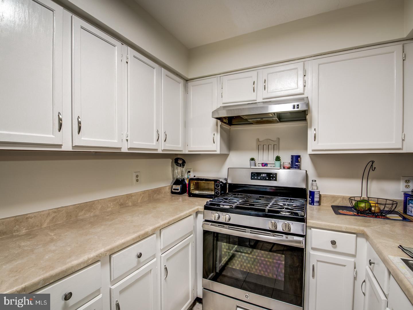 SOMERSET AT WESTRIDGE CO - Residential