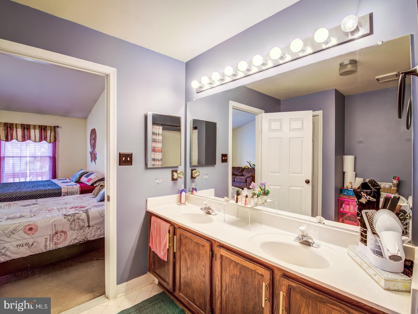 SOMERSET AT WESTRIDGE CO - Residential