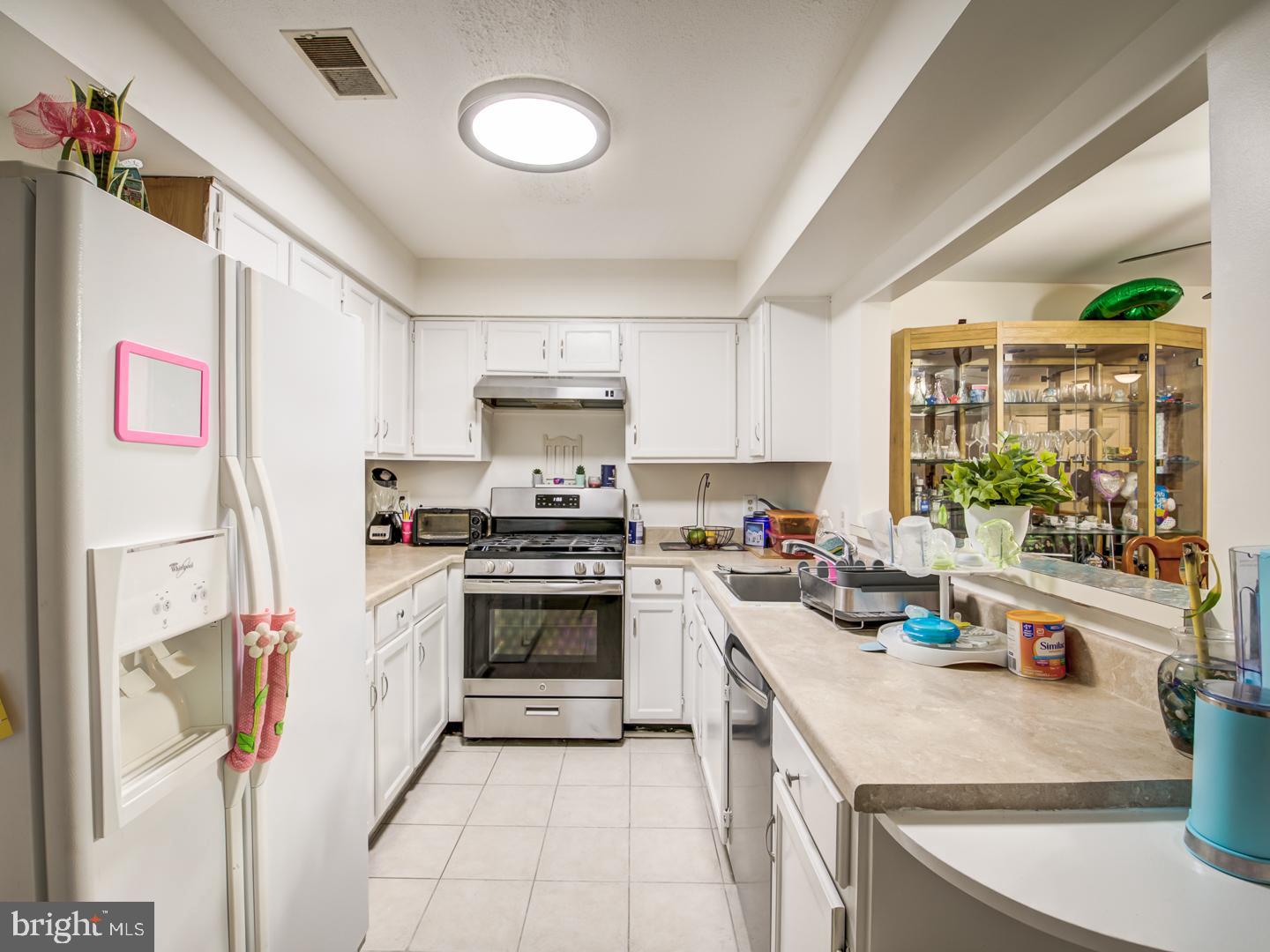 SOMERSET AT WESTRIDGE CO - Residential