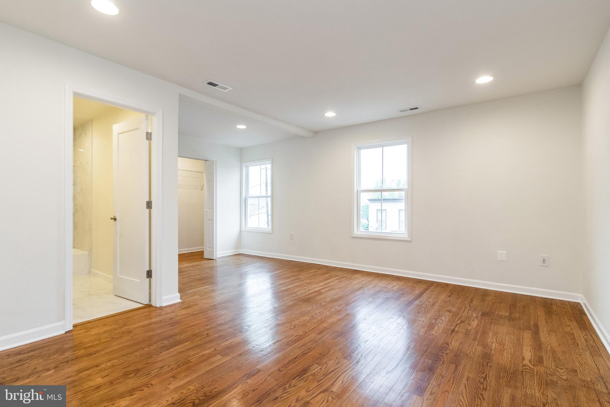 CAPITOL HEIGHTS - Residential