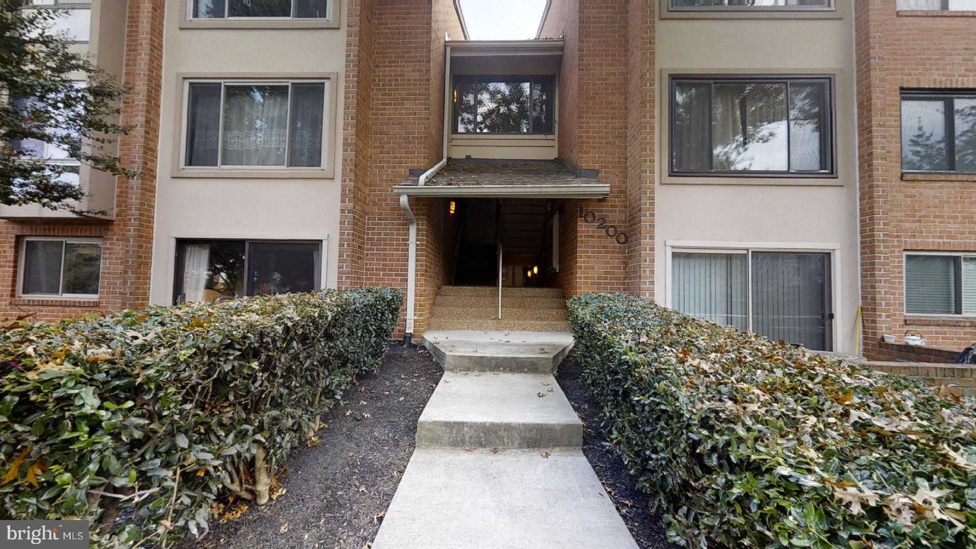 OAKTON - Residential Lease