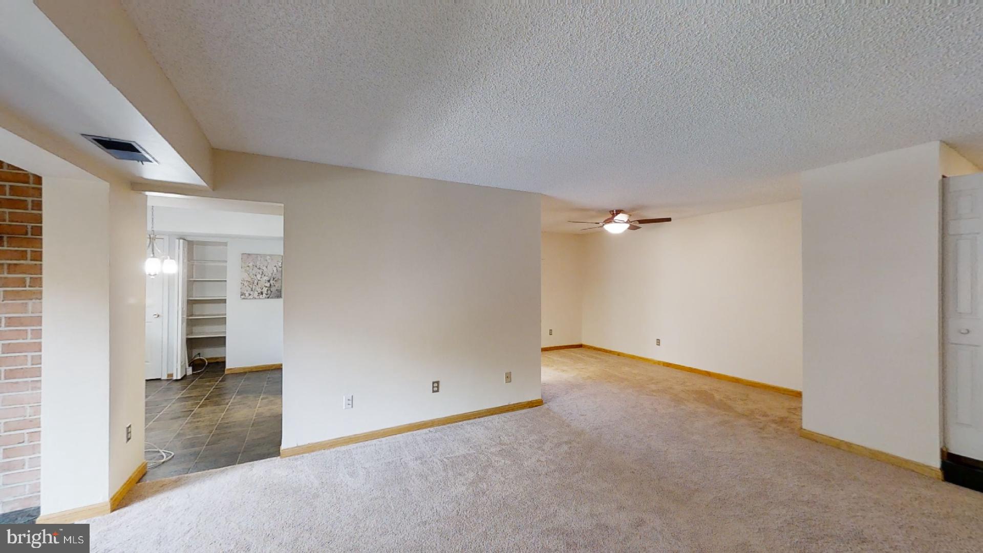 OAKTON - Residential Lease