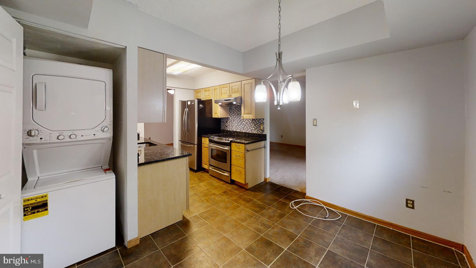 OAKTON - Residential Lease