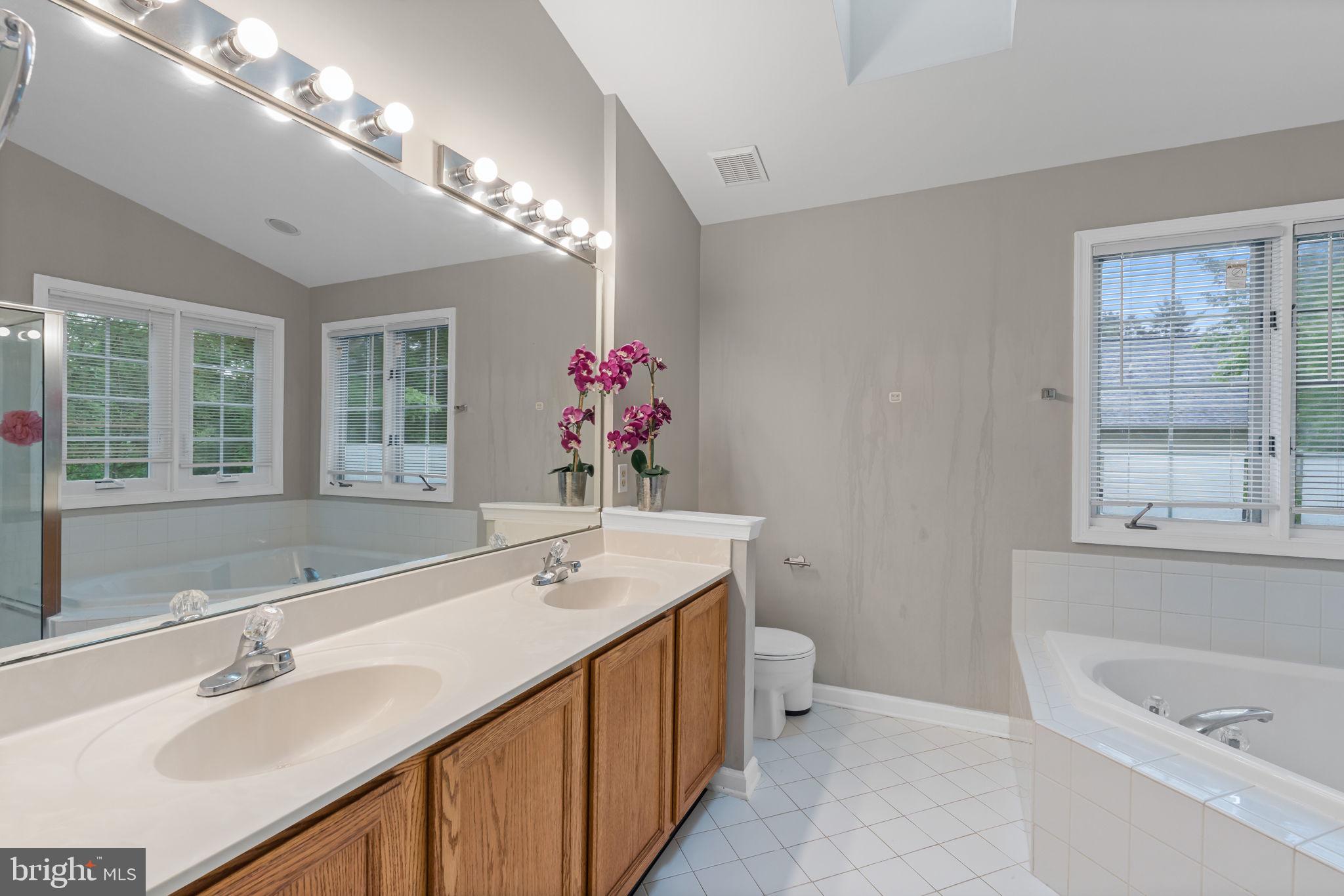 VILLAGE OF CLOPPERS MILL - Residential Lease