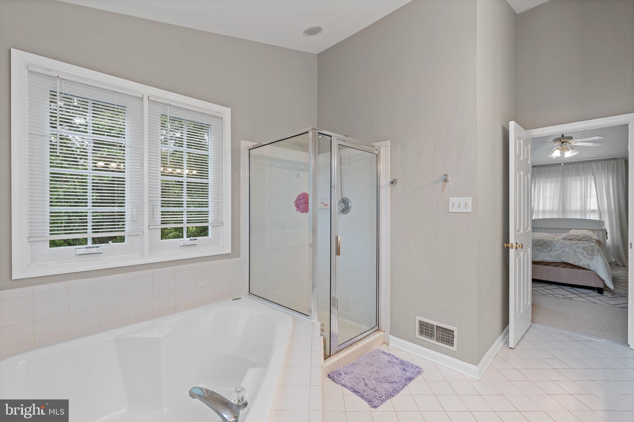 VILLAGE OF CLOPPERS MILL - Residential Lease